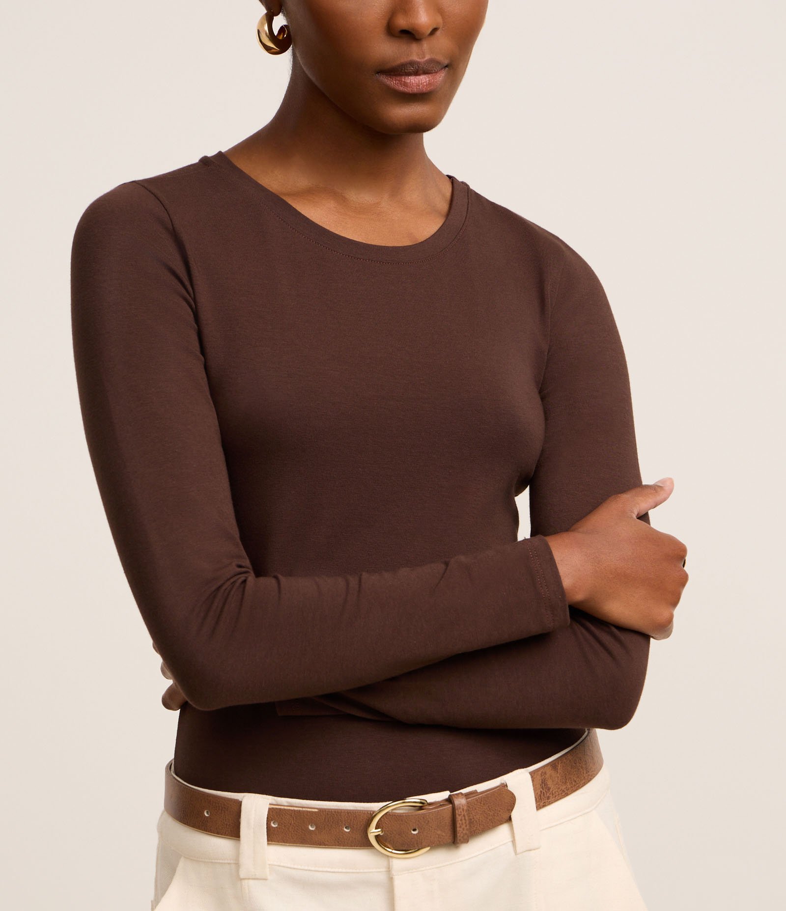 Blusa em Algodão com Gola Redonda Marrom 4