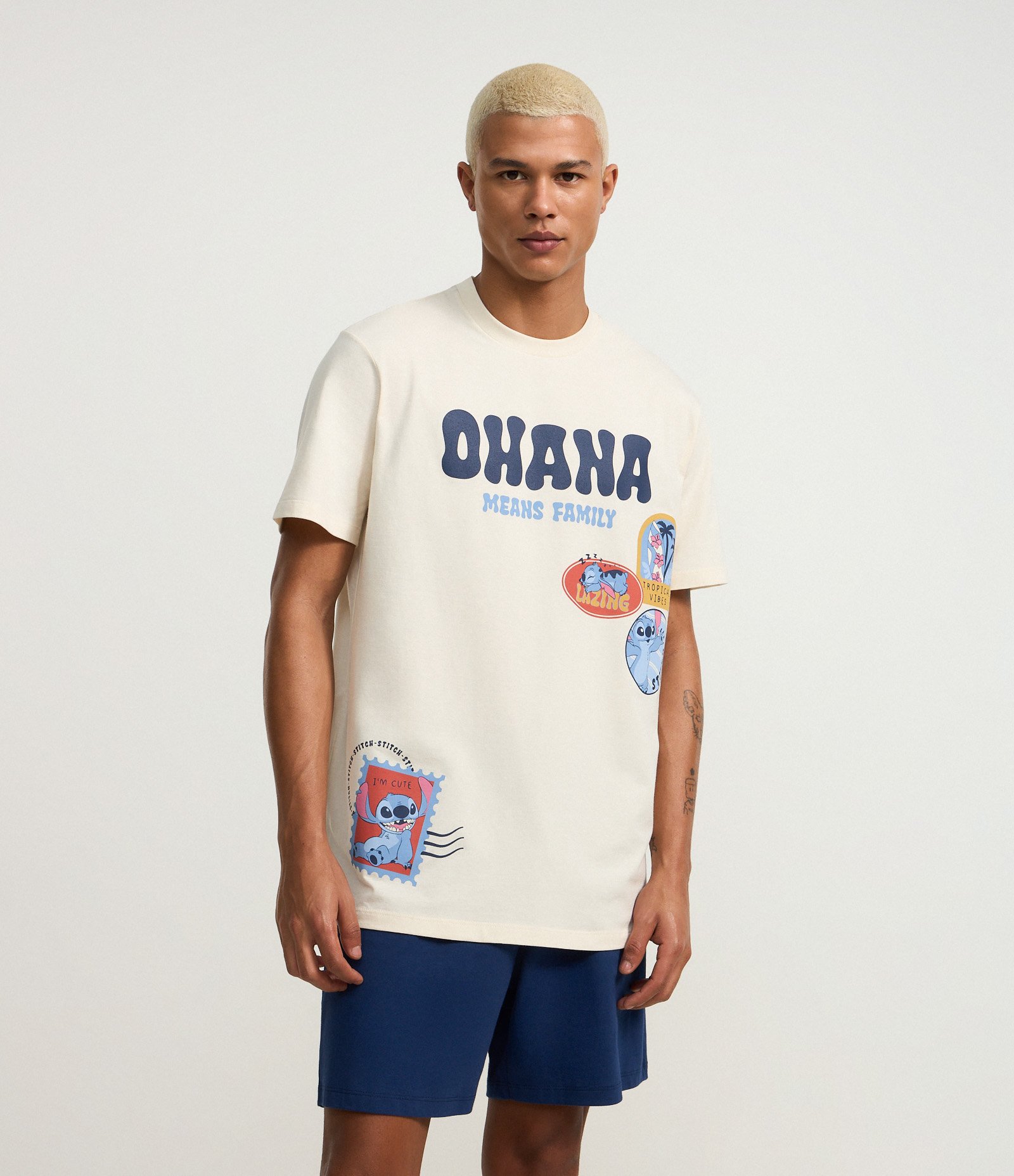 Pijama Curto em Algodão com Estampa do Stitch Azul 3