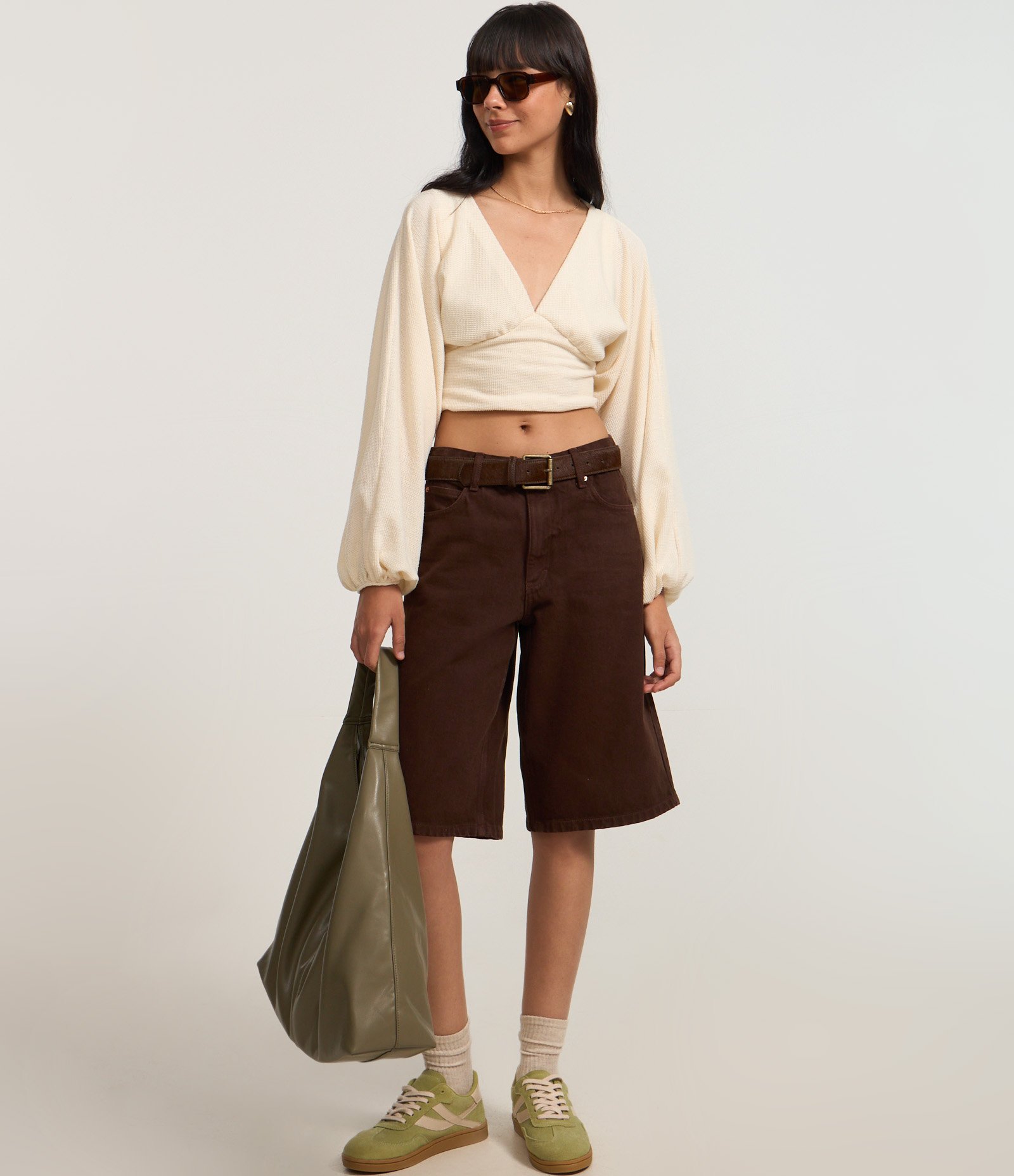 Blusa Cropped Texturizada com Manga Bufante Bege 2