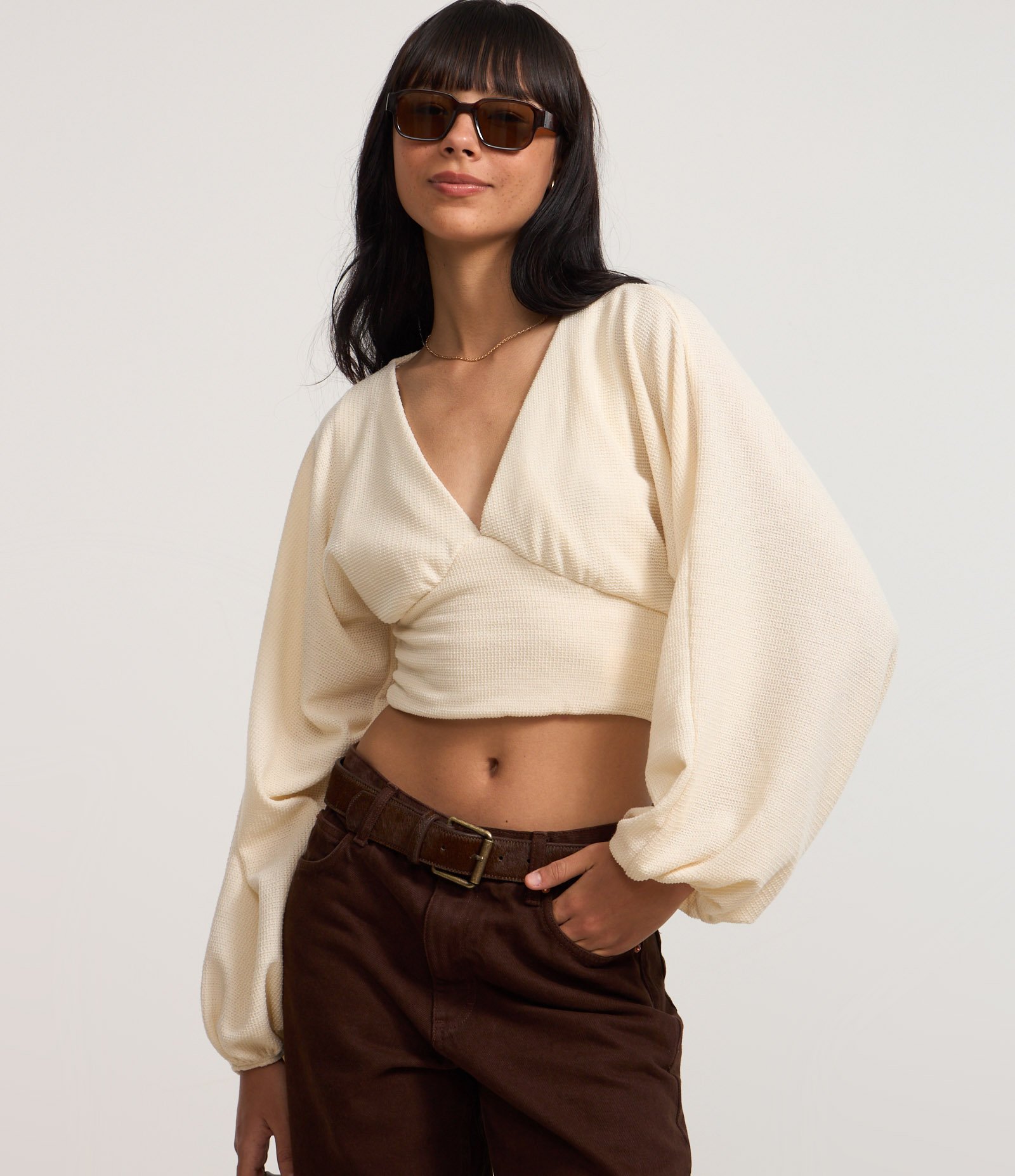 Blusa Cropped Texturizada com Manga Bufante Bege 3