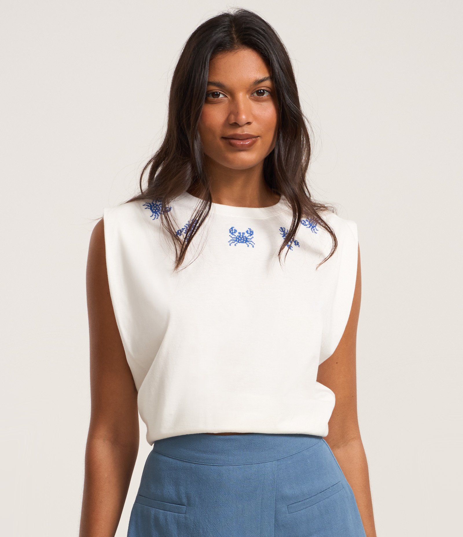 Blusa Muscle em Algodão com Bordados de Siri e Lagostas Branco 3