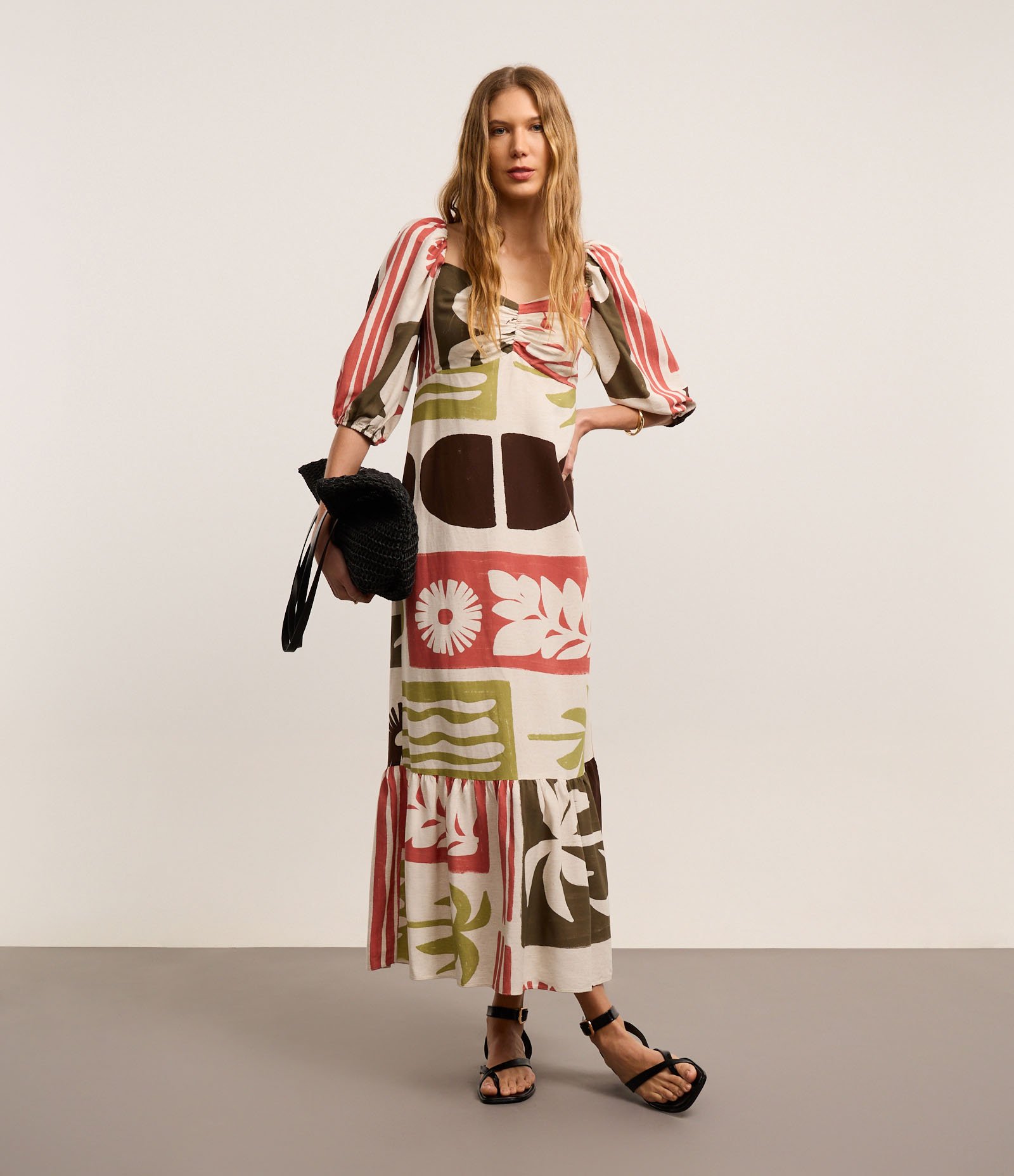 Vestido Midi Evasê com Manga Bufante com Estampa de Ícones Laranja/Bege/Marrom 1