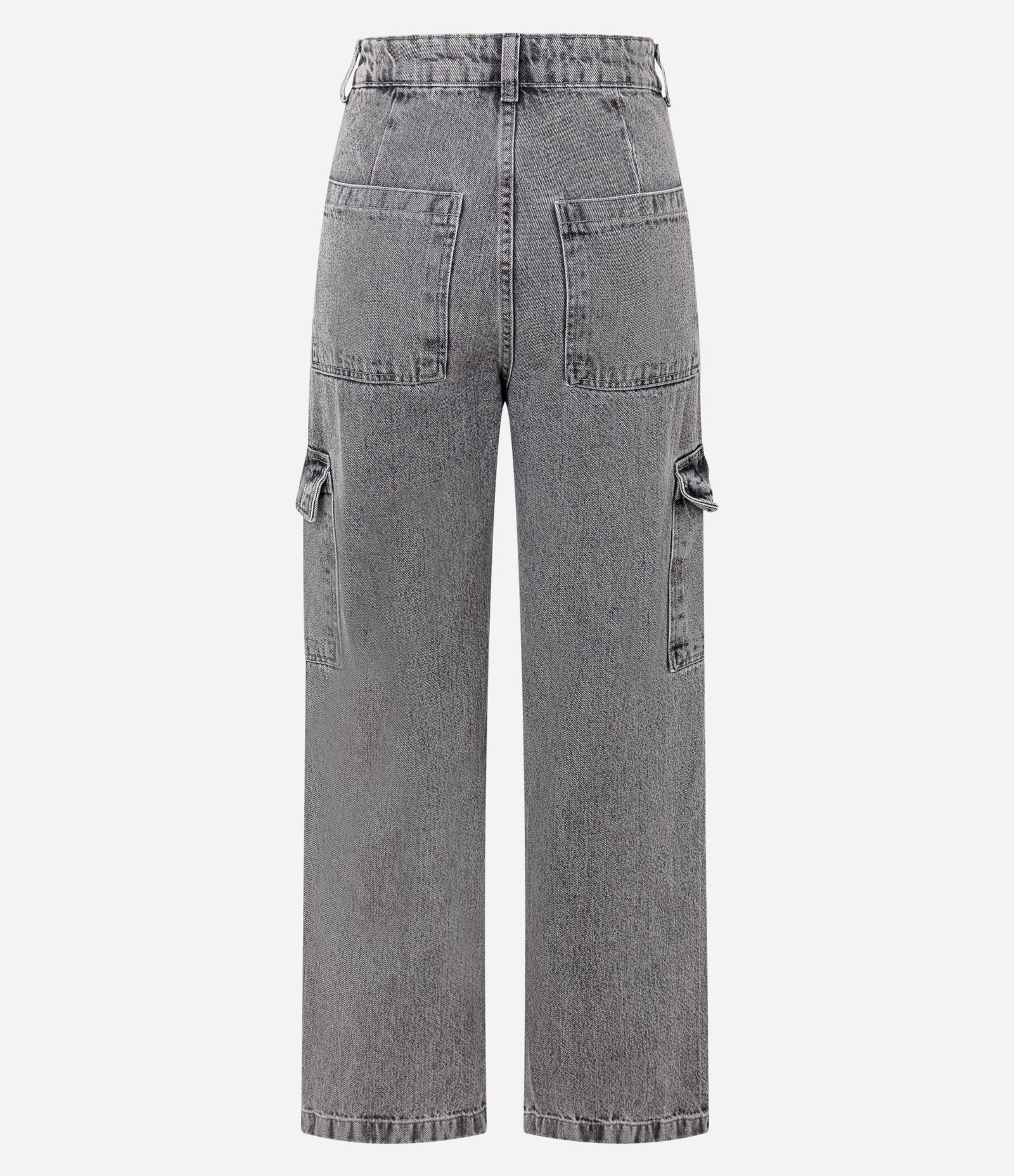 Calça Reta Comfort em Jeans com Bolsos Cargo Cinza 8