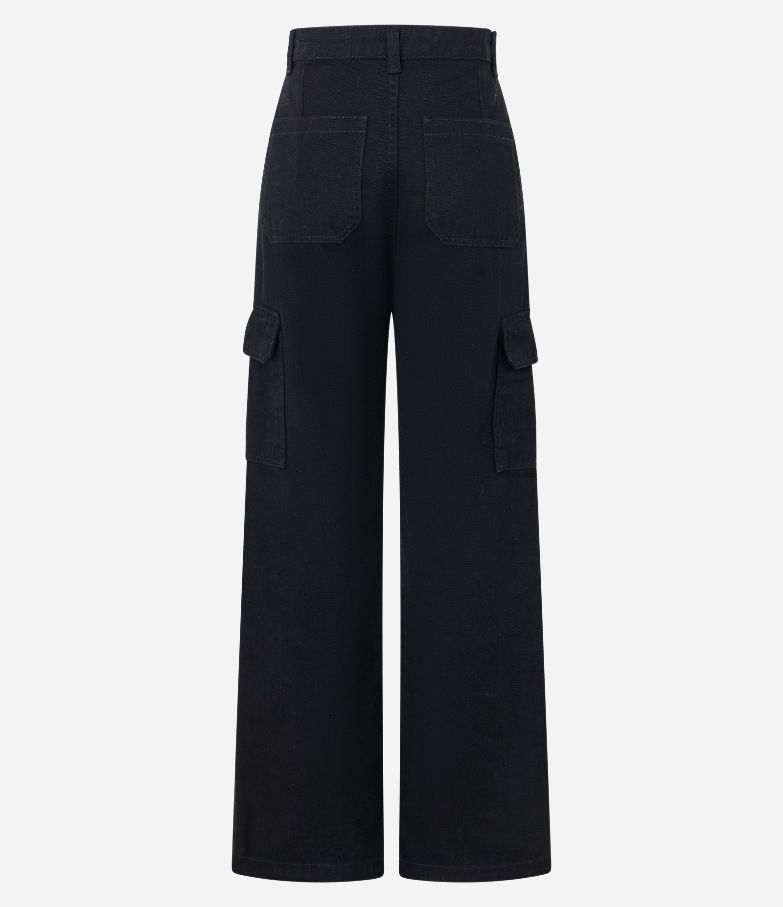 Calça Reta Comfort em Sarja com Bolsos Cargo Preto 6