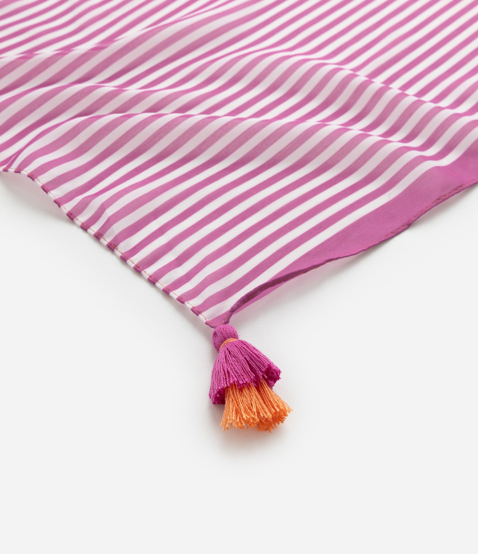 Canga Retangular em Chiffon Listrada Gradiente com Tassel Rosa/Laranja 2