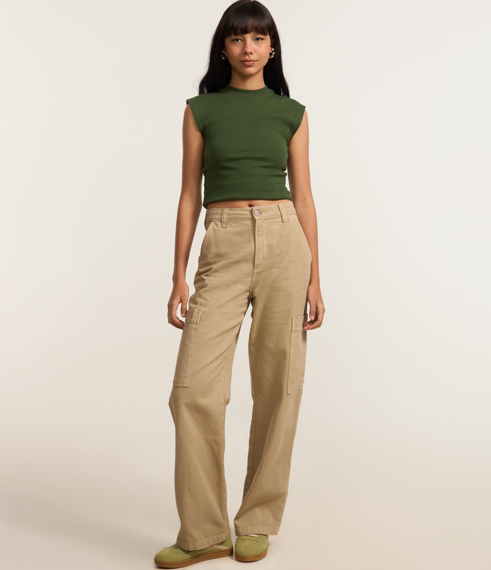 Blusa em Suedine com Ombro Caído Verde 2