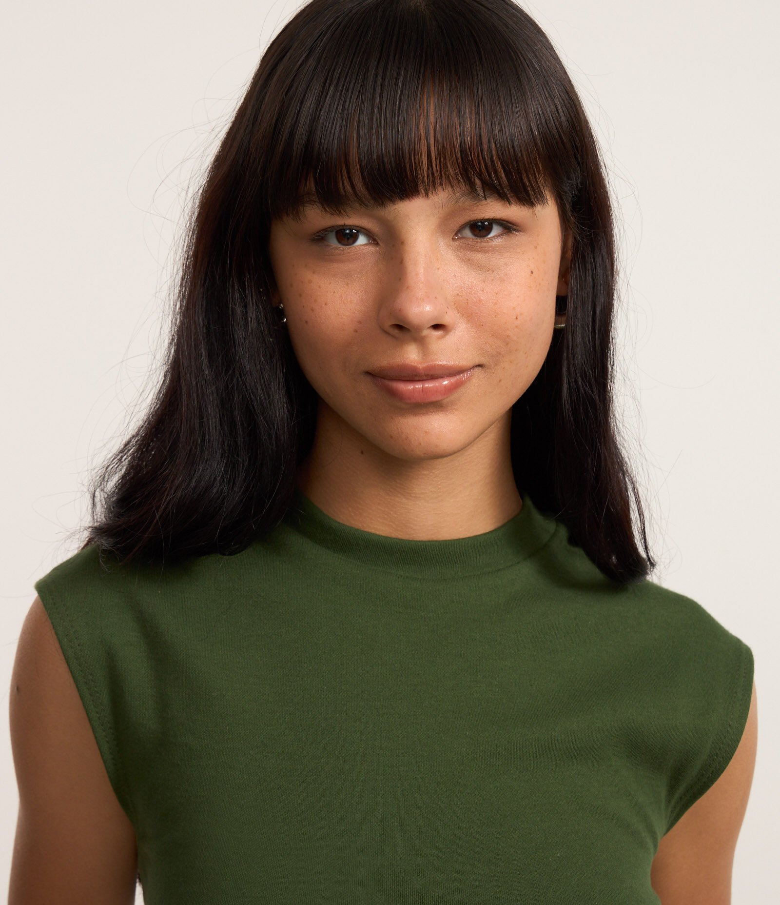 Blusa em Suedine com Ombro Caído Verde 3