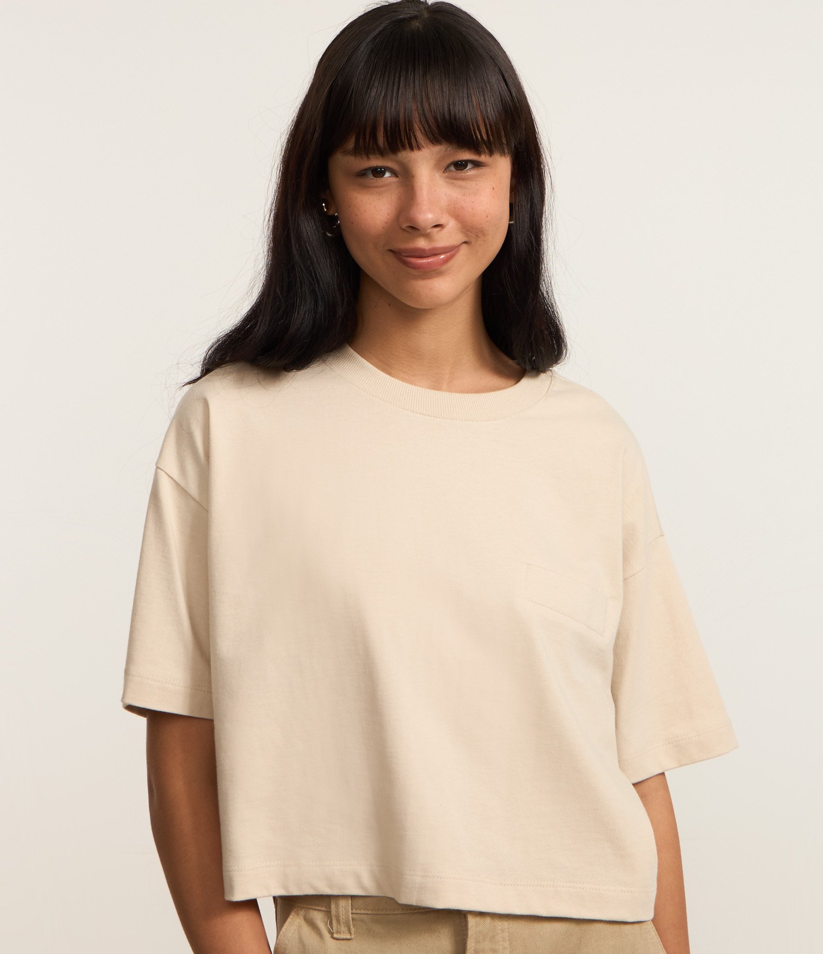 Camiseta Curta em Algodão com Bolsinho e Mangas Largas Bege 3