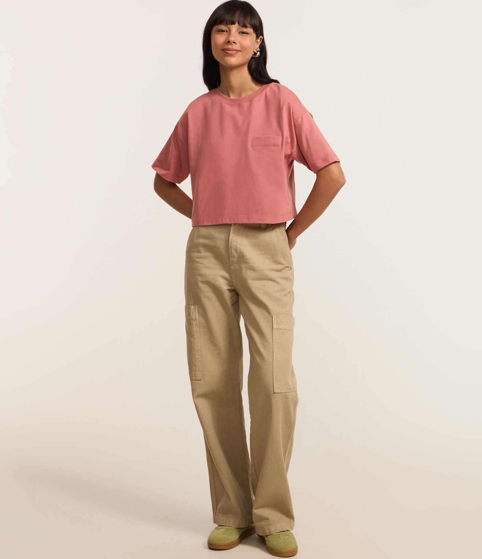 Camiseta Curta em Algodão com Bolsinho e Mangas Largas Rosa 2