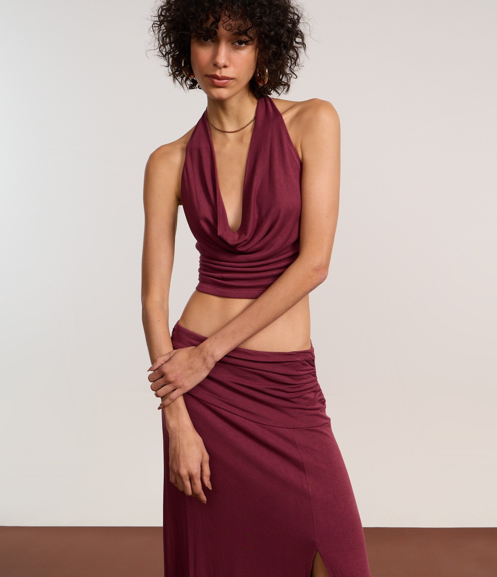 Saia Long Midi em Tricô com Cós Franzido Bordô 5