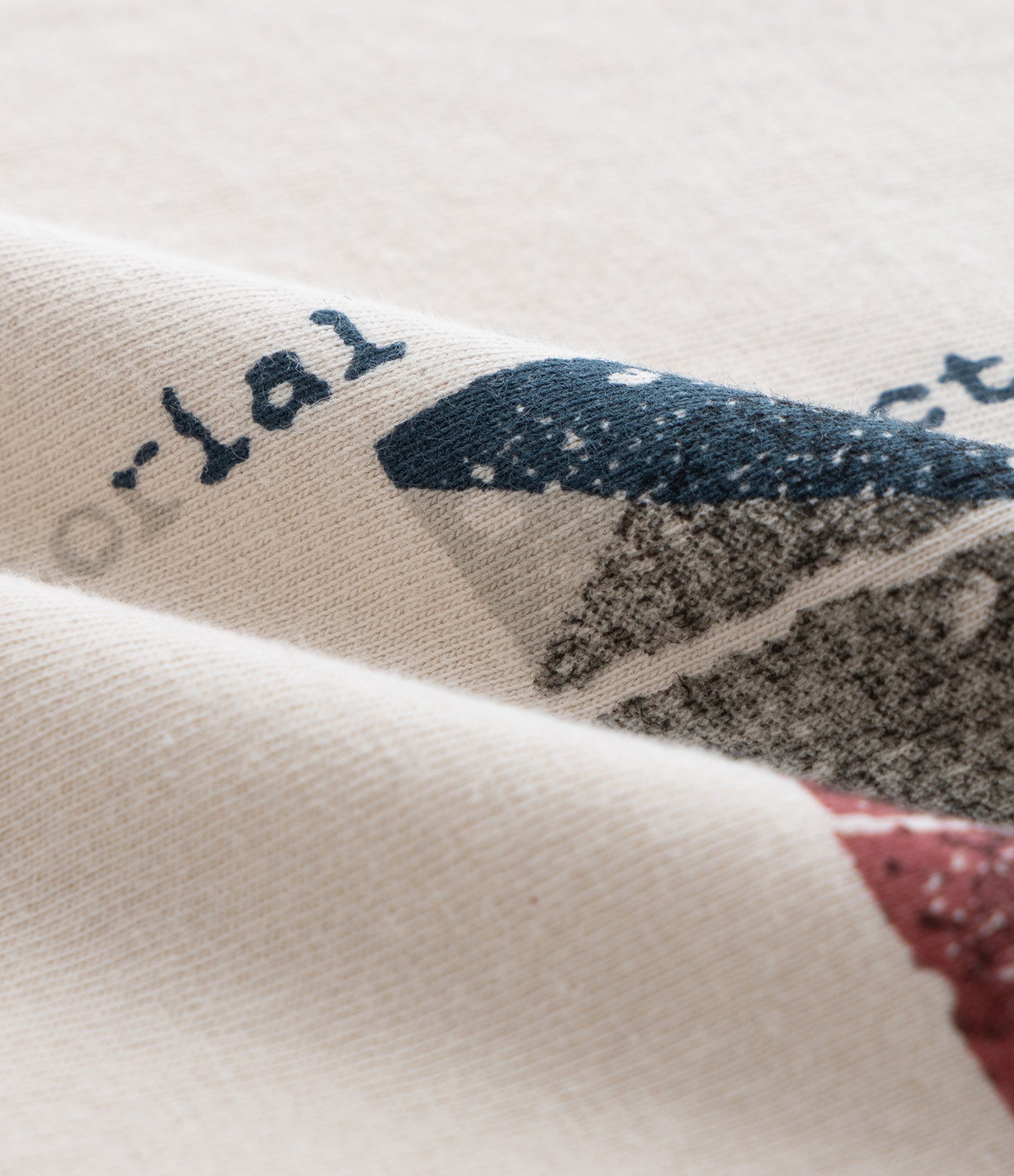 Camiseta Alongada com Estampa Sex Pistols Curve & Plus Size Bege 6