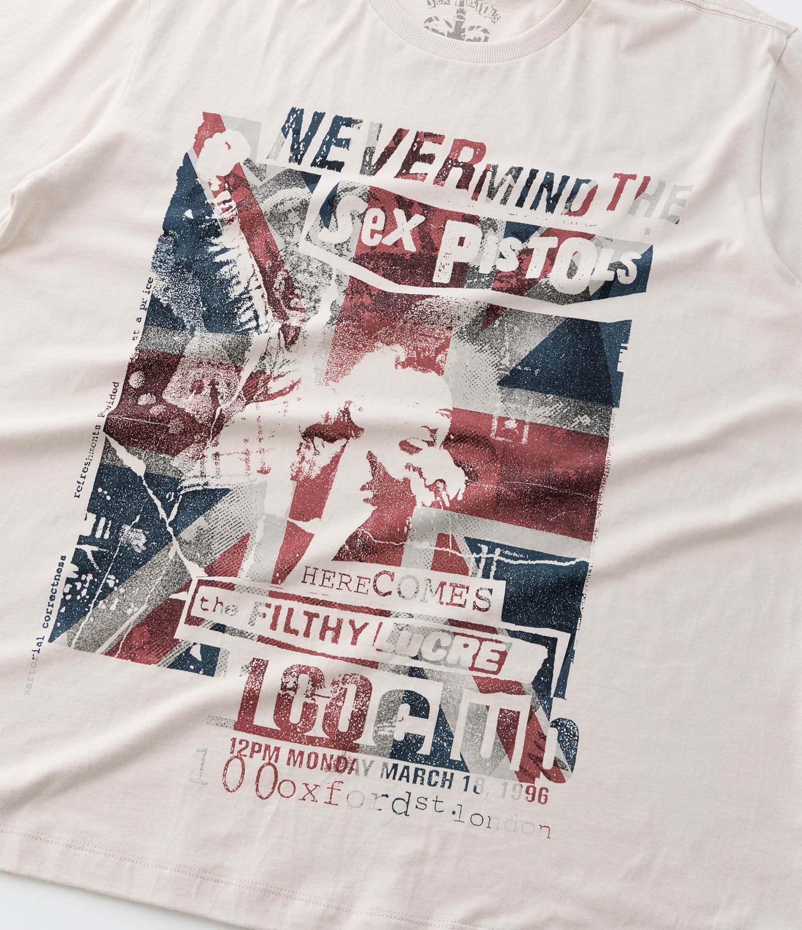 Camiseta Alongada com Estampa Sex Pistols Curve & Plus Size Bege 7