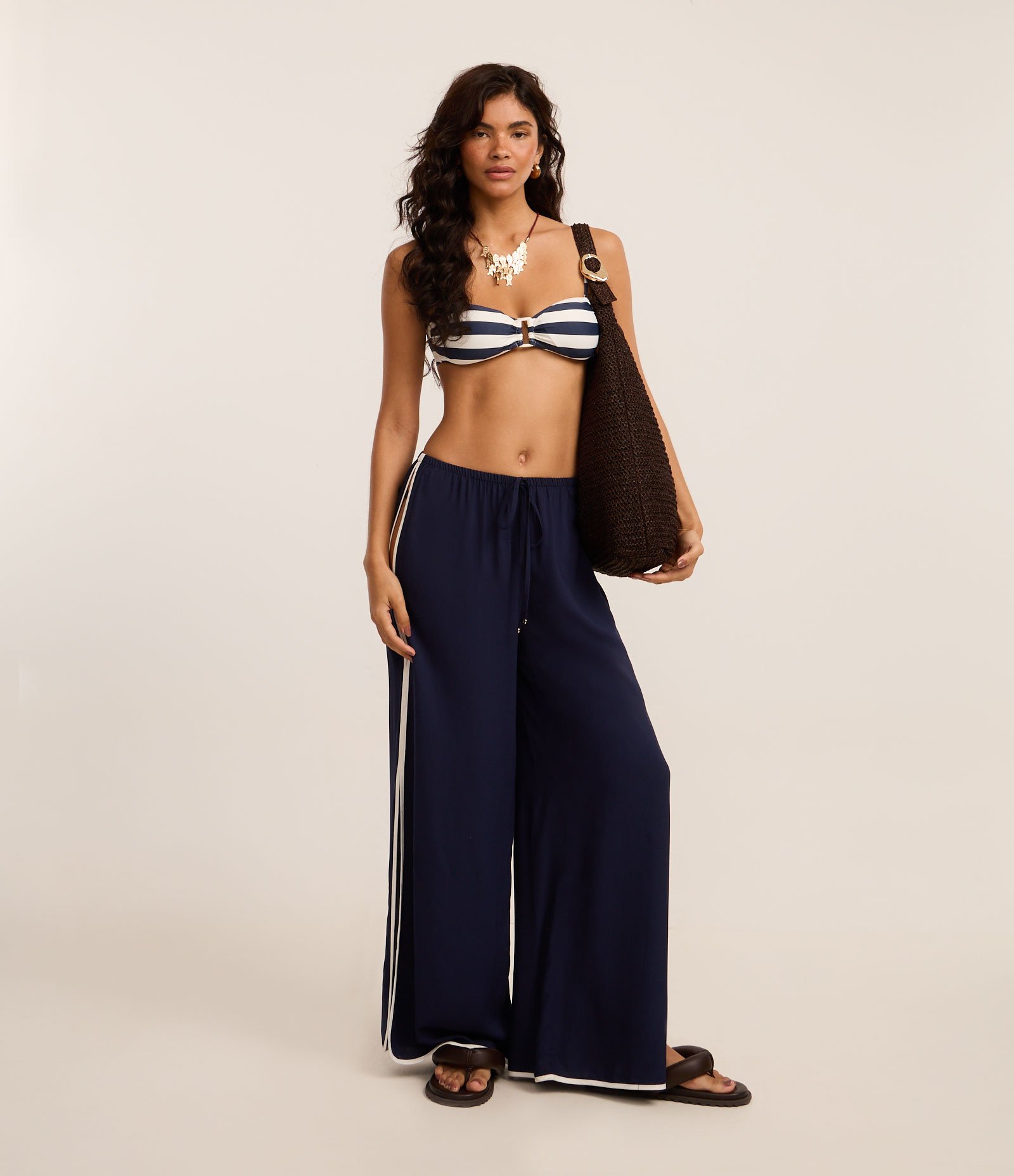 Saída de Praia Calça em Viscolinho com Viés Contrastante Azul 1