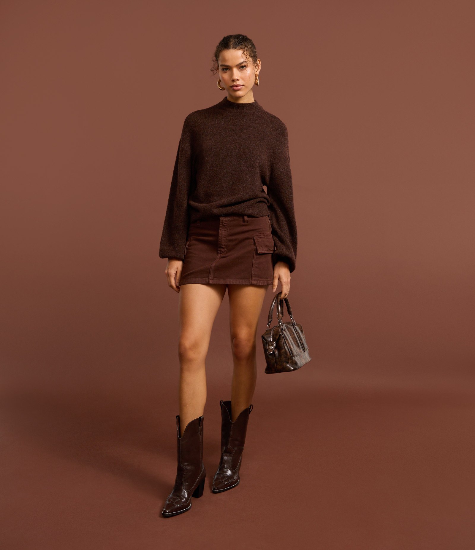 Saia Curta em Sarja com Bolso Cargo Marrom 5