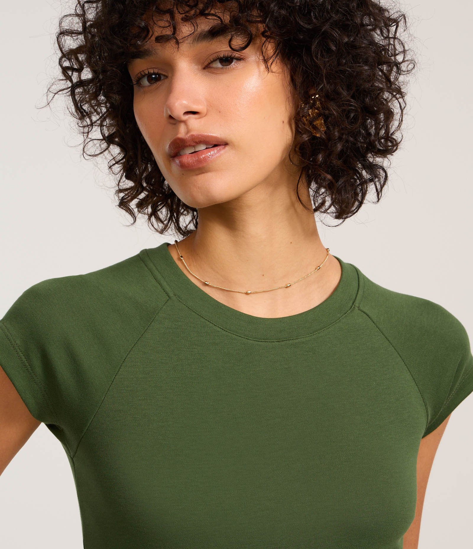 Blusa Curta em Suedine com Cava Raglan Verde 3