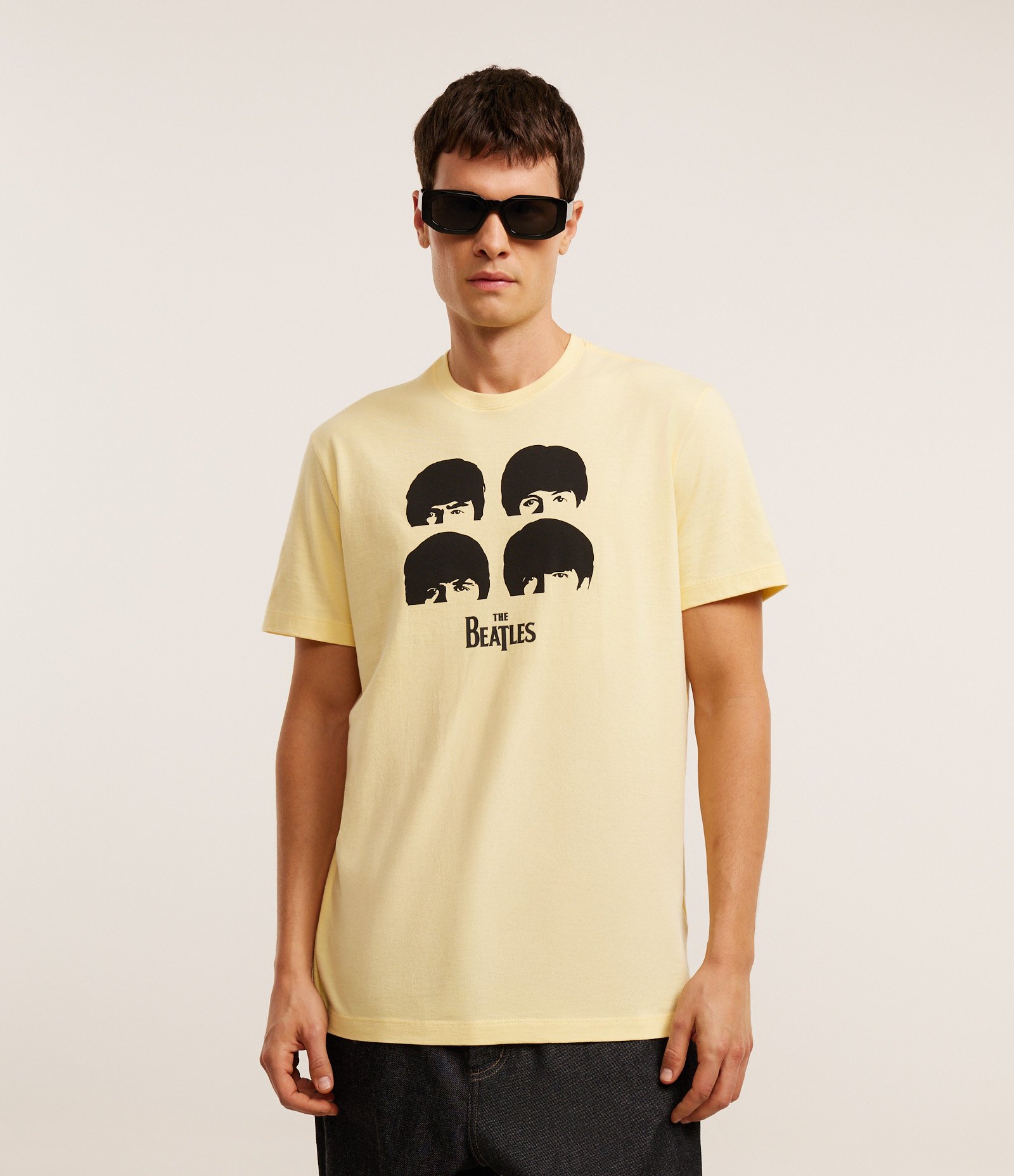 Camiseta em Algodão com Estampa de Rostos The Beatles Amarelo 1