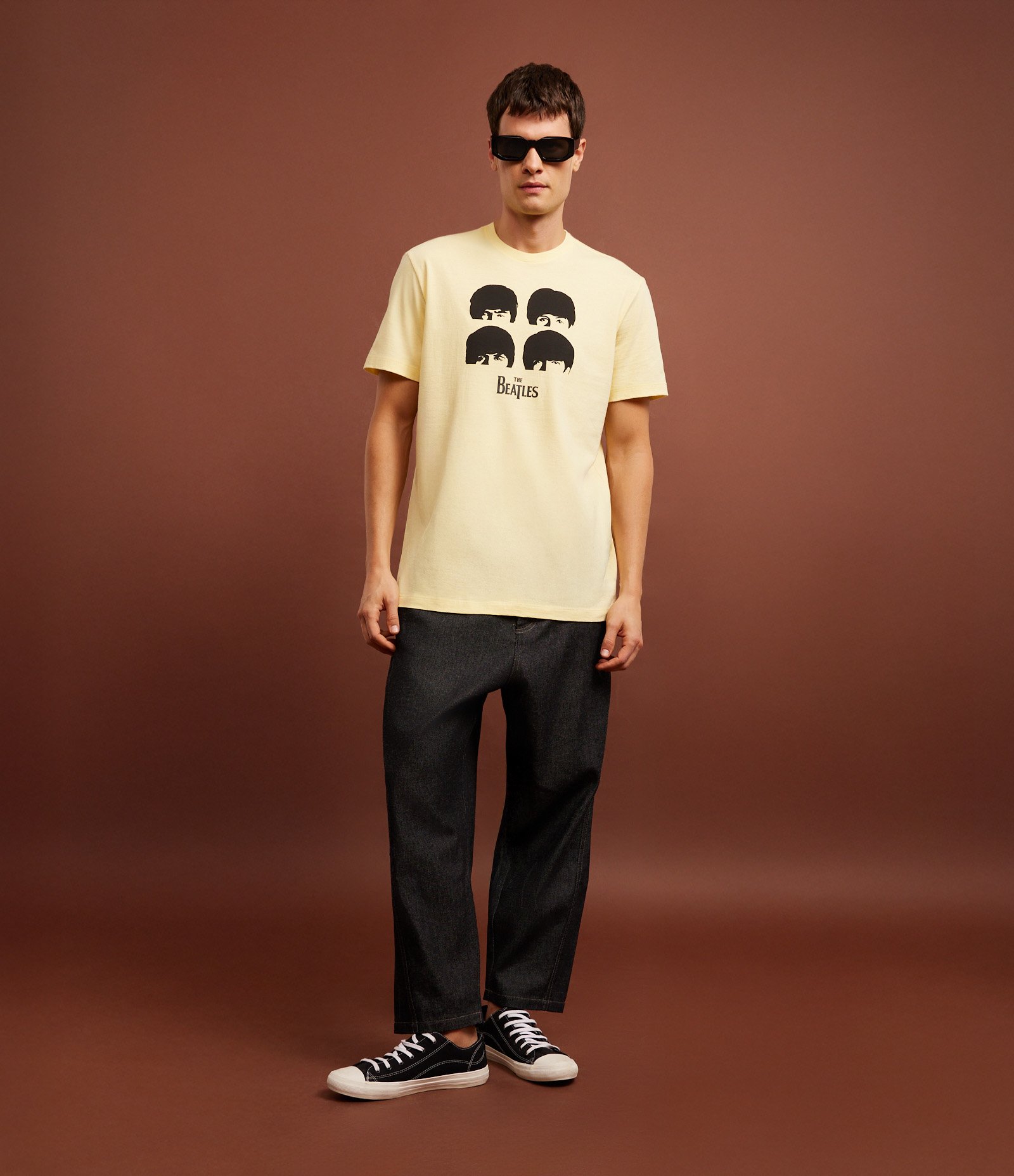 Camiseta em Algodão com Estampa de Rostos The Beatles Amarelo 2