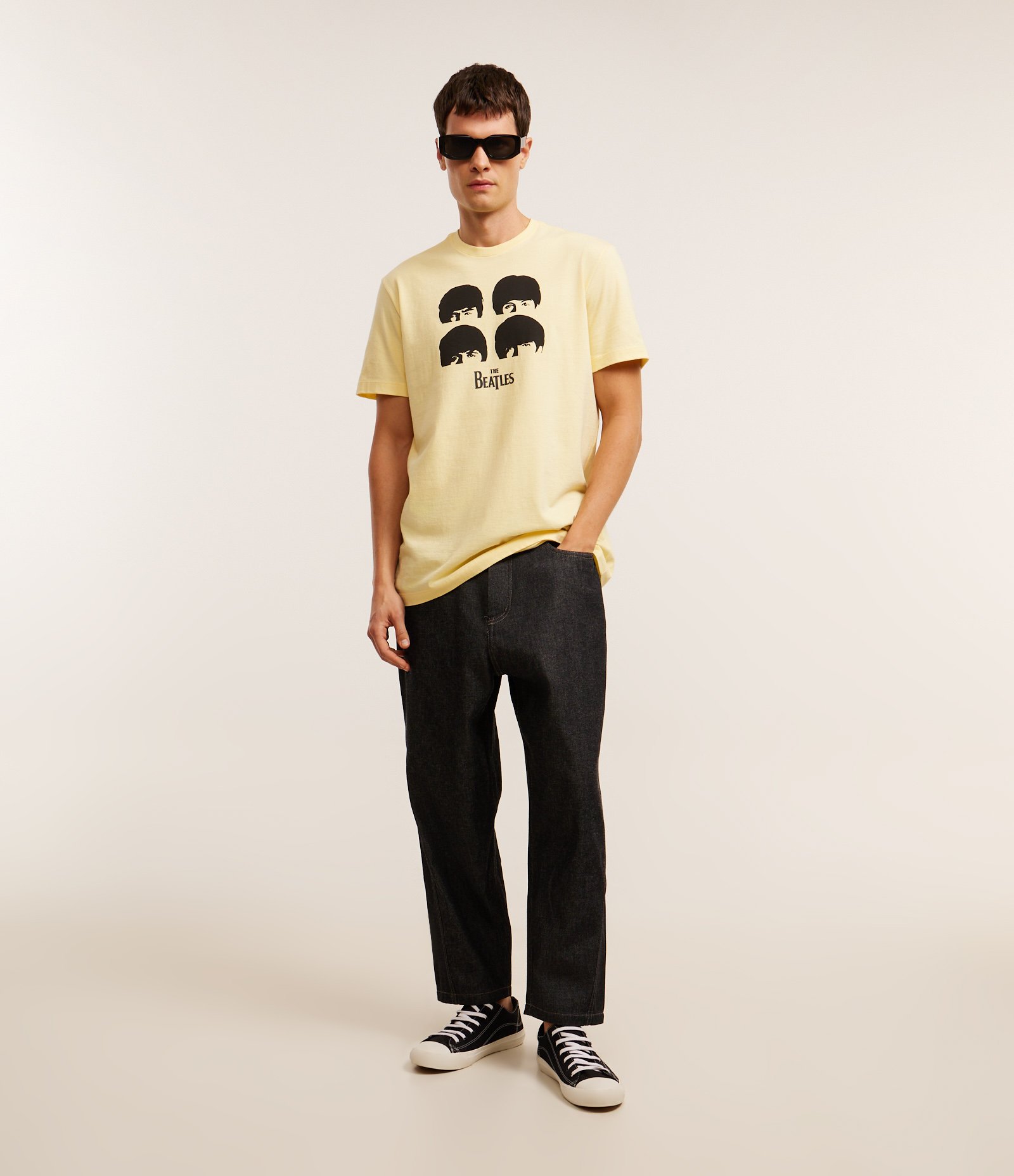 Camiseta em Algodão com Estampa de Rostos The Beatles Amarelo 5