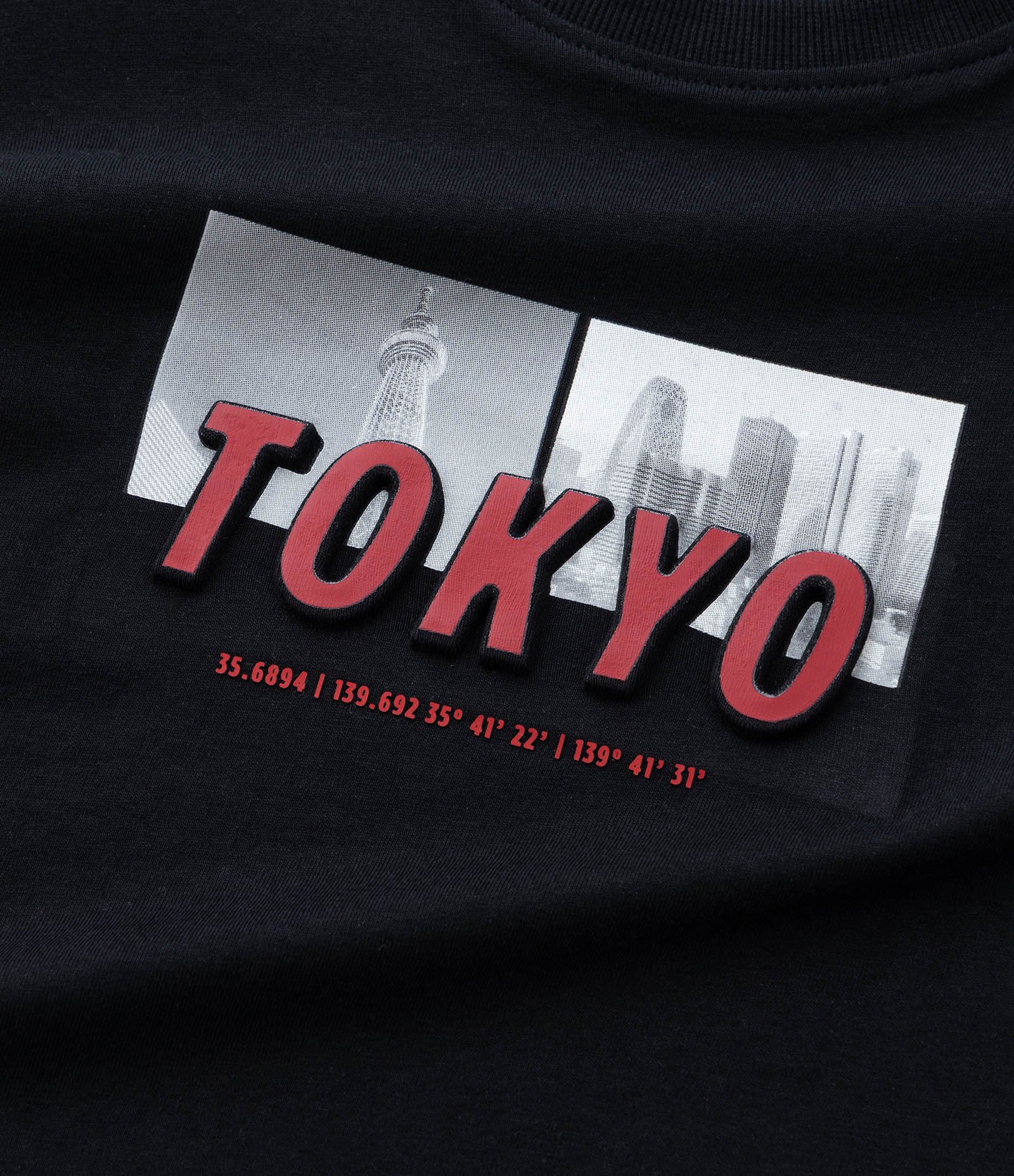 Camiseta Infantil com Estampa Relevo Tokyo - Tam 5 a 14 Anos Preto 7
