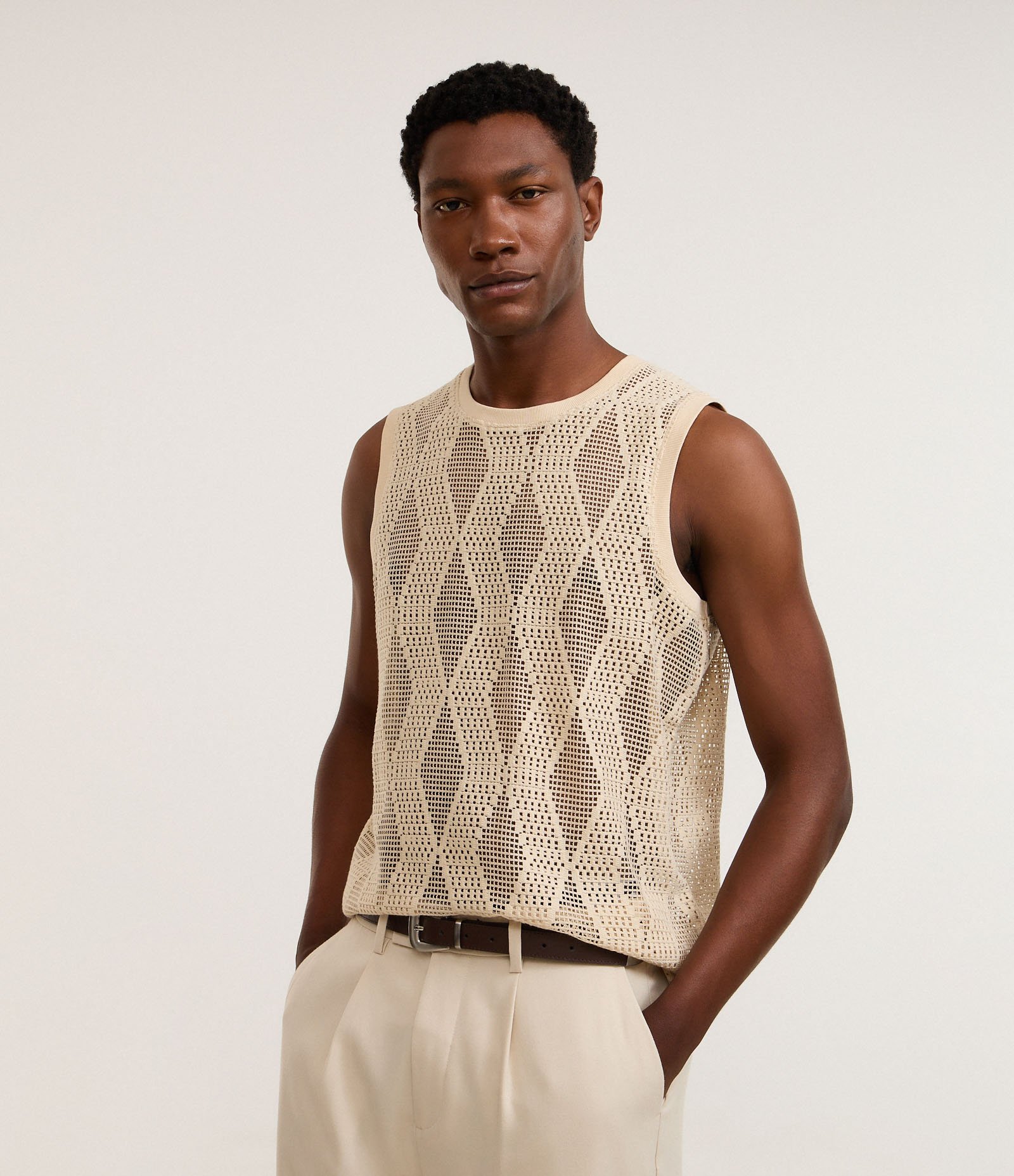 Regata Regular em Jacquard Telada com Textura Quadriculada Bege 1