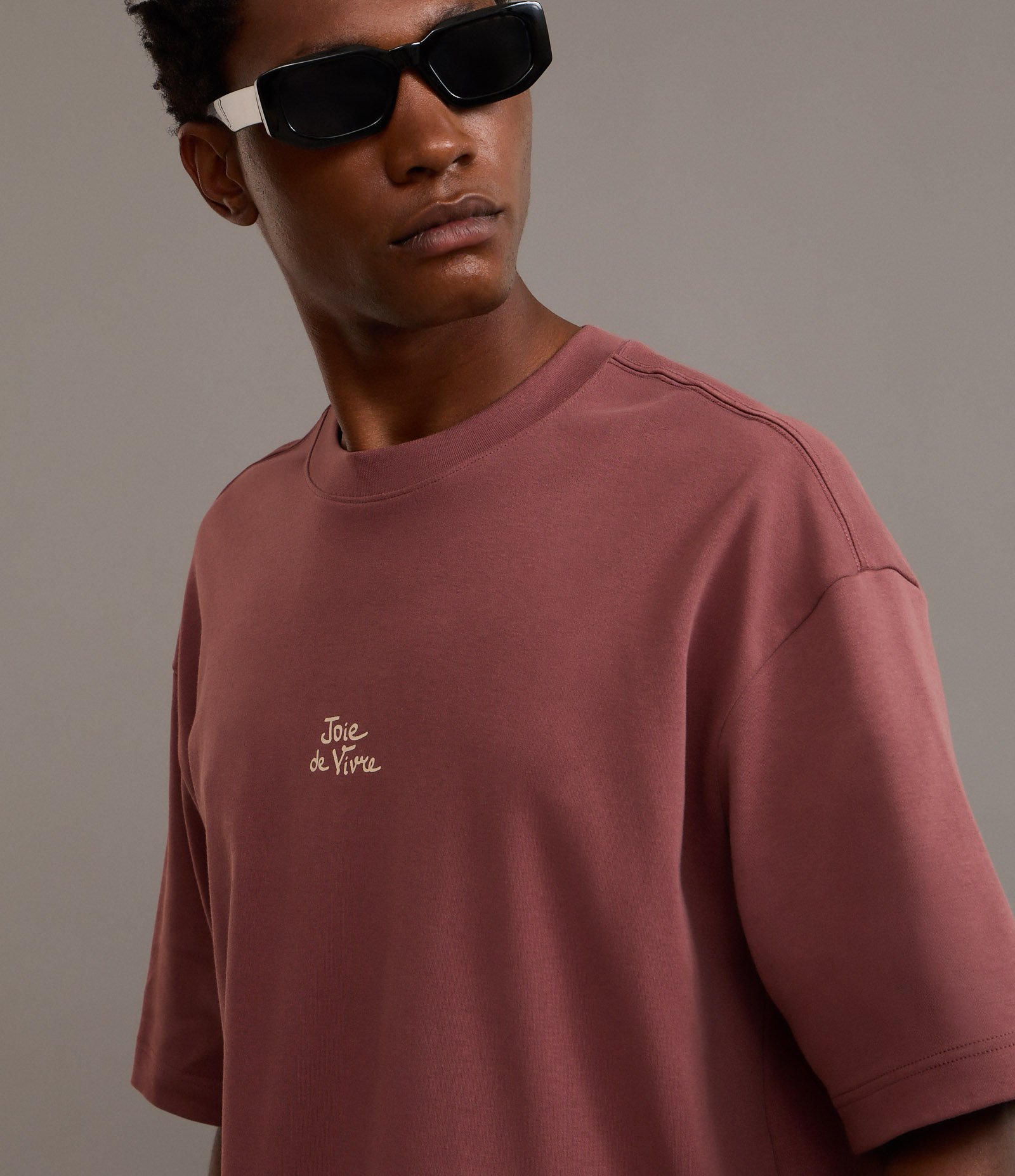 Camiseta Boxy em Algodão com Estampa Lettering Marrom 5