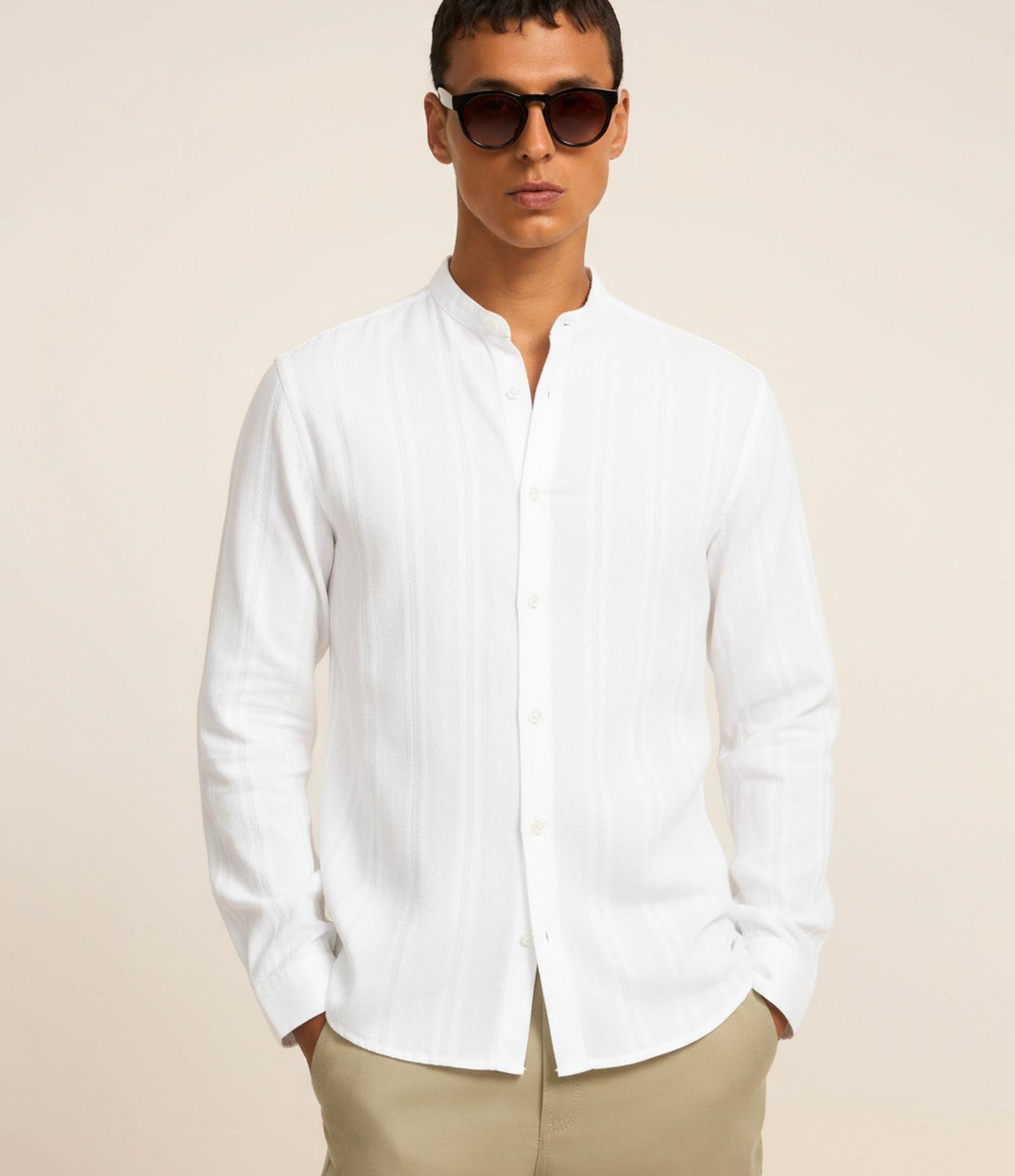 Camisa em Algodão com Textura e Gola Padre Branco 1