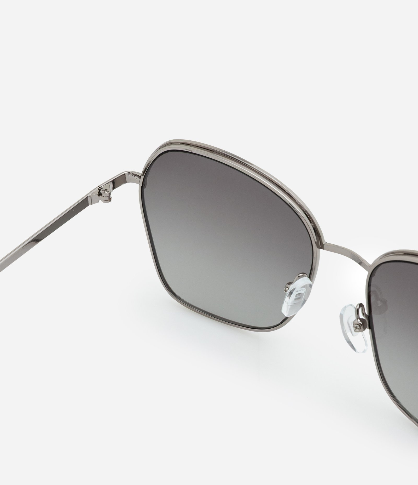 Óculos de Sol Redondo com Haste Fina e Lente Fumê em Degrade Prata 4