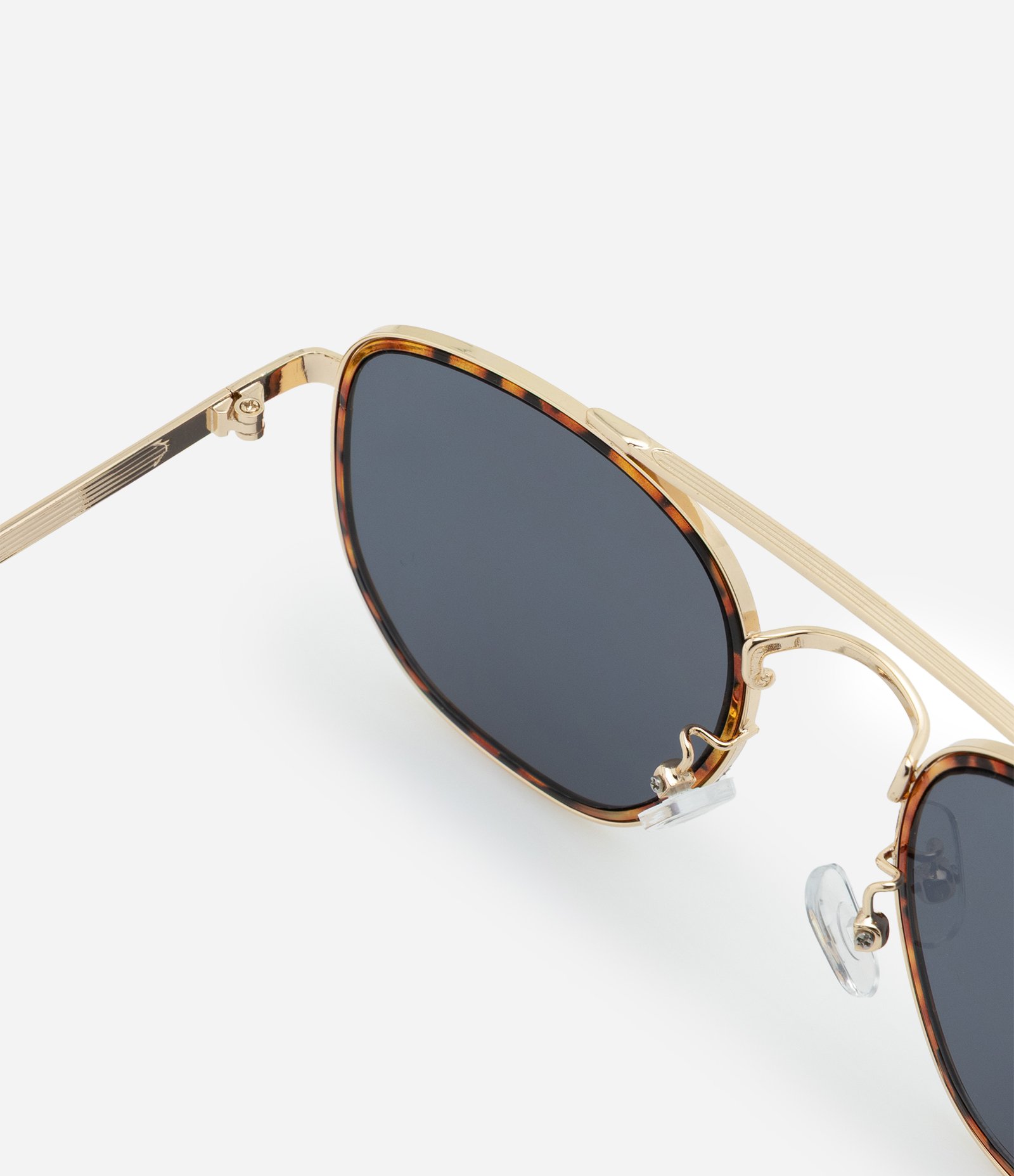 Óculos de Sol unissex com Armação redonda em Metal Dourado e Estampa Tartaruga Dourado 4