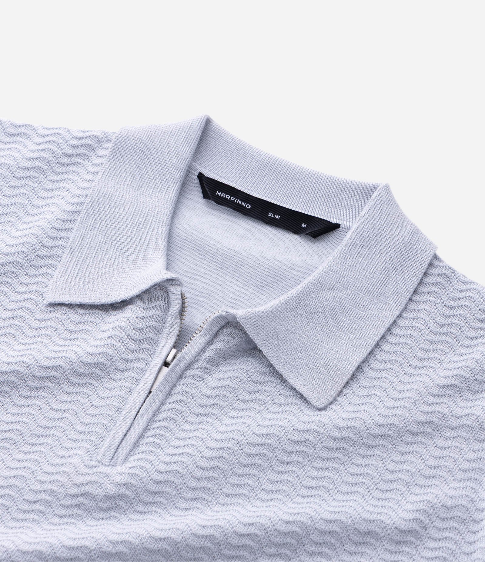 Polo Slim em Viscose Texturizada com Zíper Branco 6