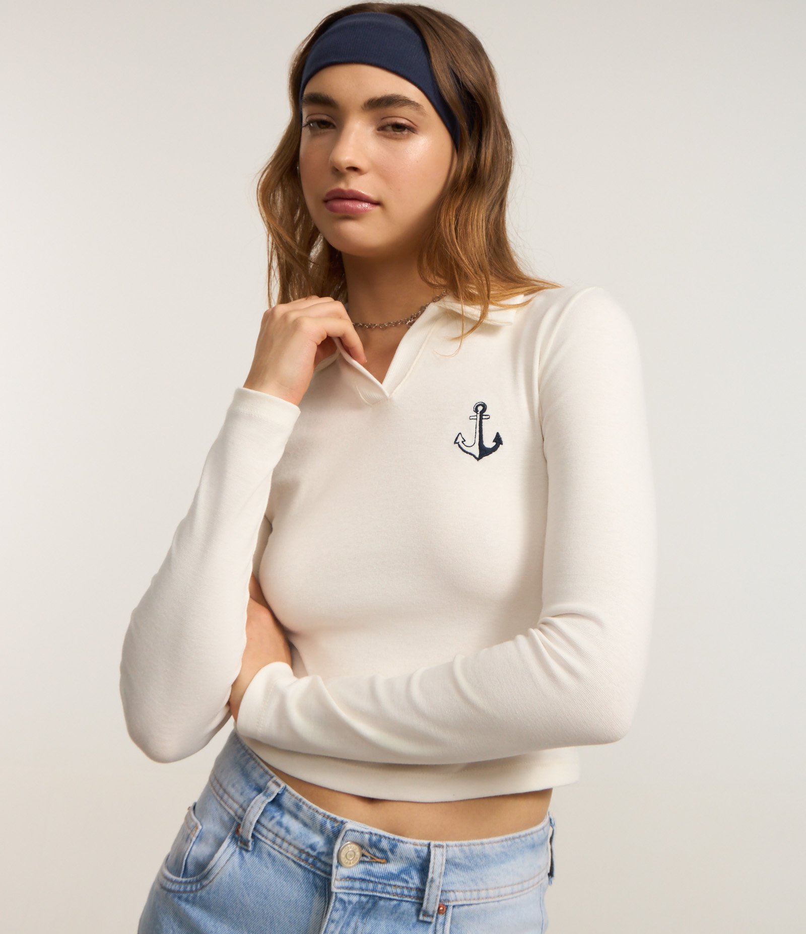 Blusa em Algodão com Gola Polo e Bordado de Ancora Branco 4