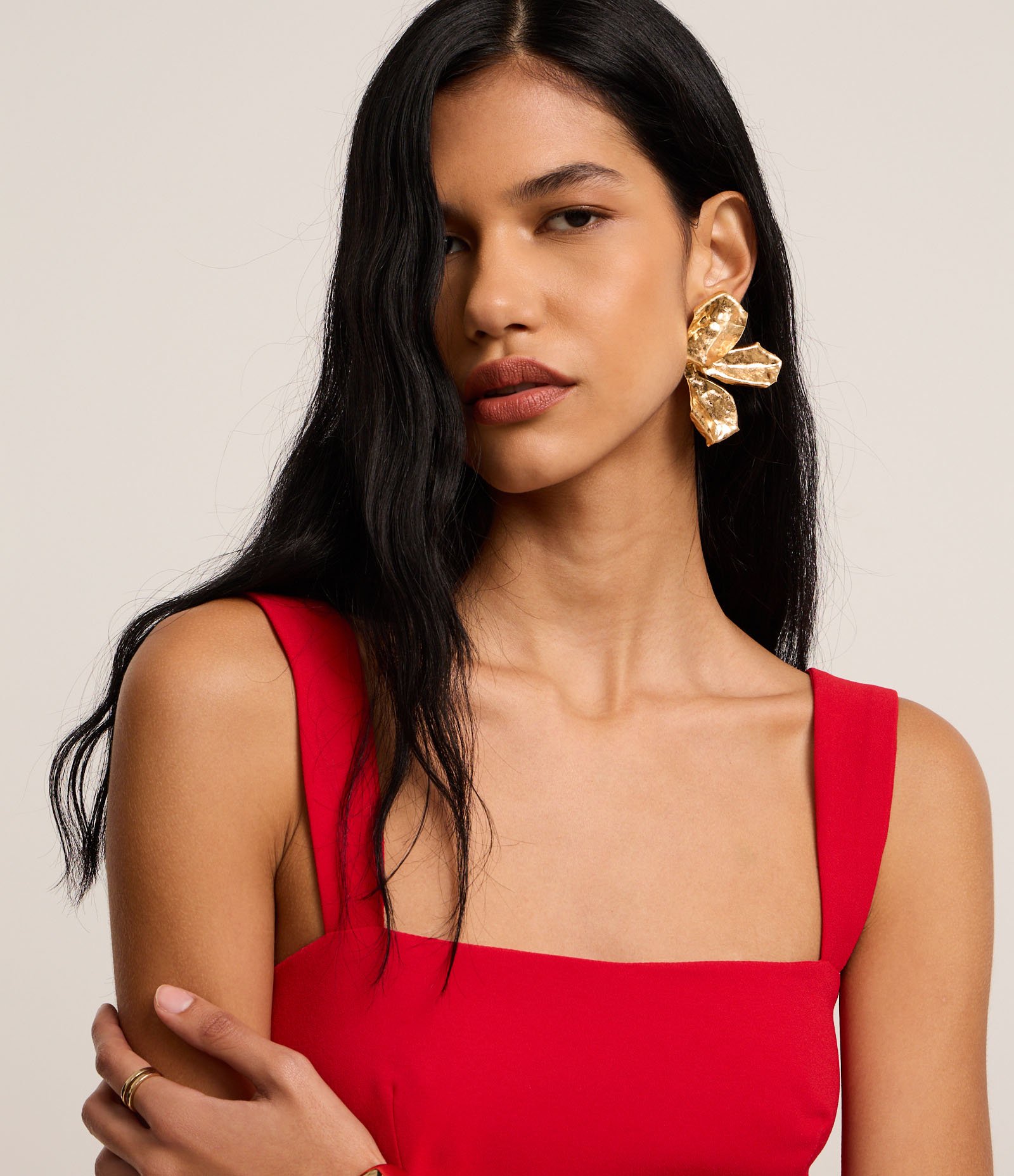 Vestido Tubinho Midi Acetinado com Recortes e Fenda Rosa 3