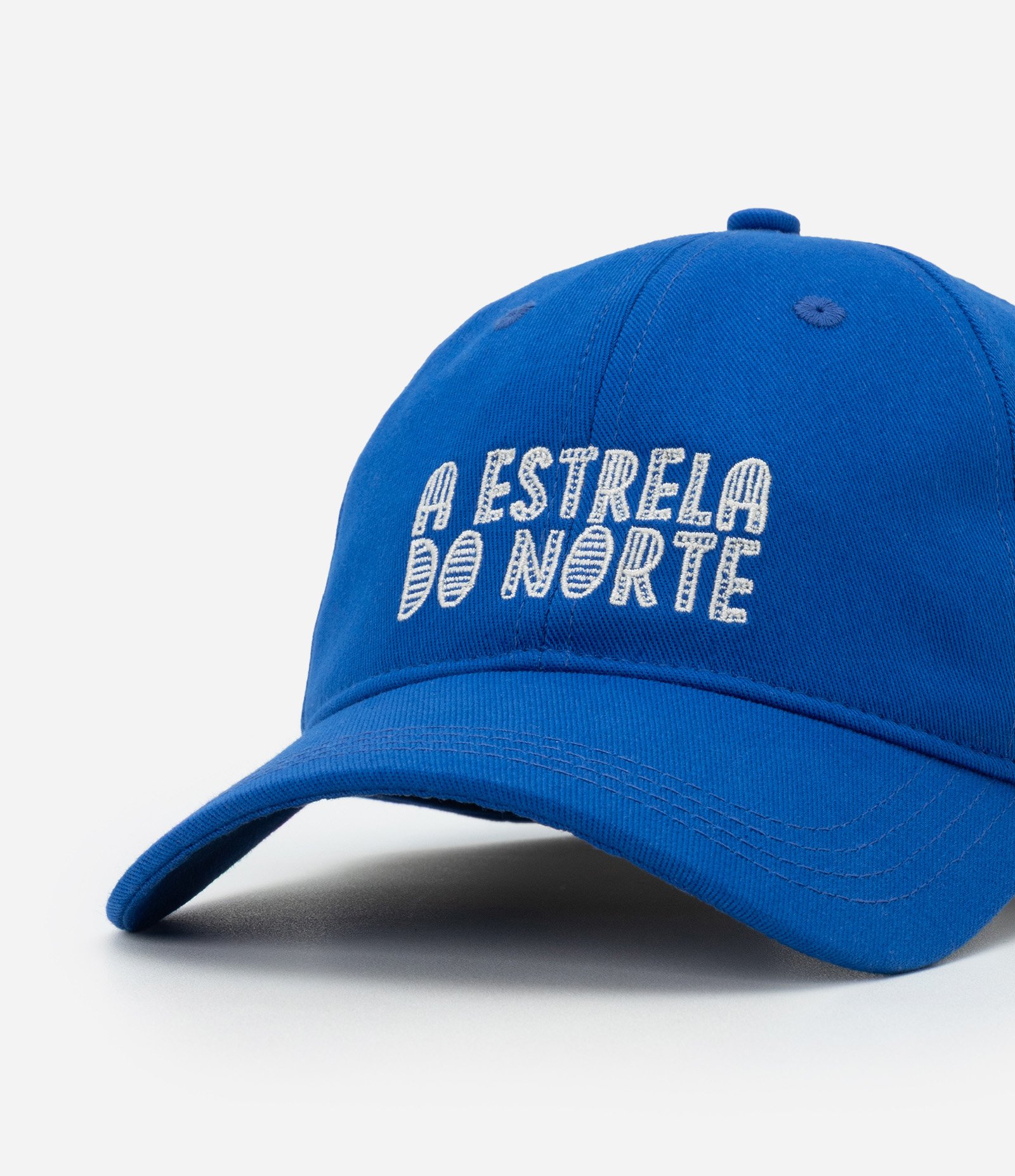 Boné em Sarja com Estampa Bordada Estrela do Norte Azul 4