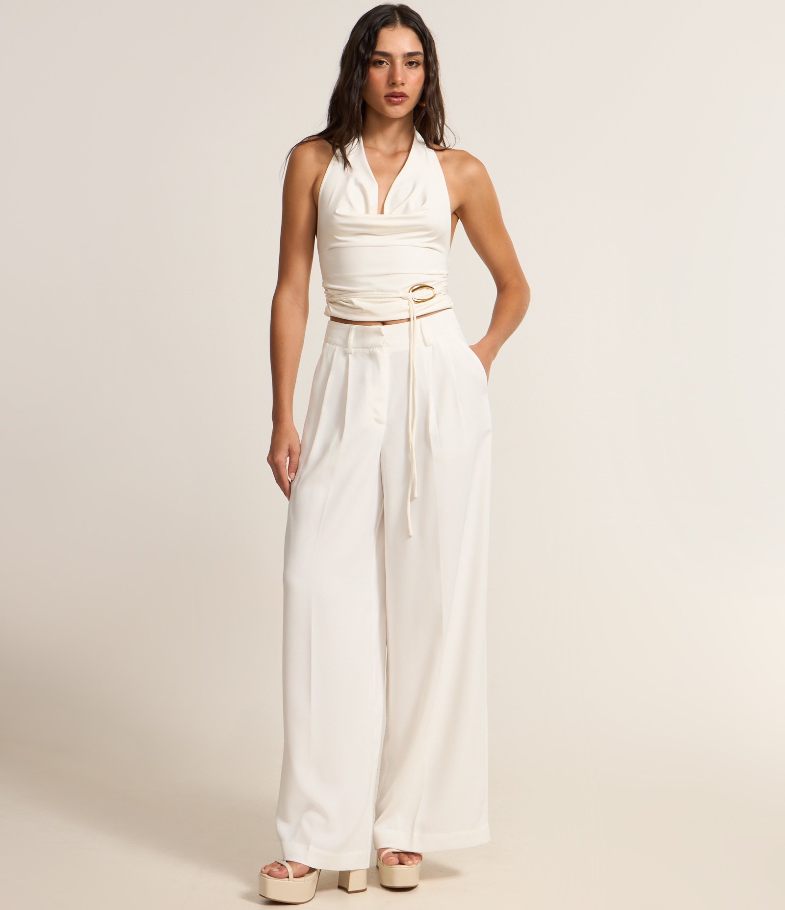 Calça Pantalona Alfaiatada com Pregas Frontais Branco 1