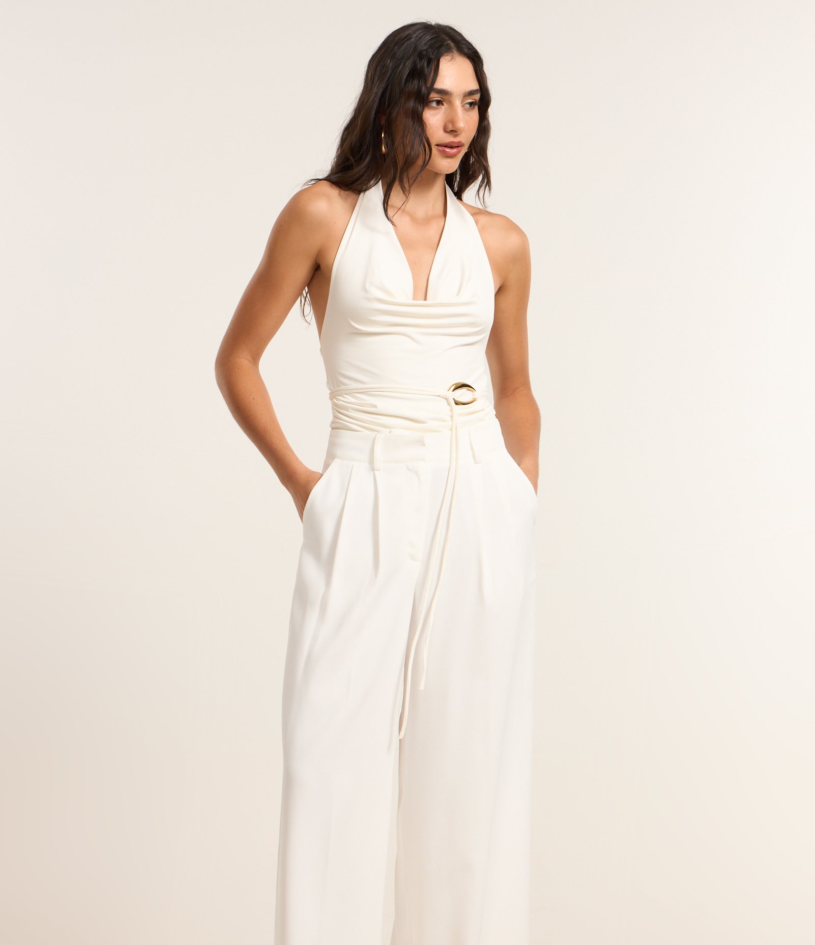 Calça Pantalona Alfaiatada com Pregas Frontais Branco 2