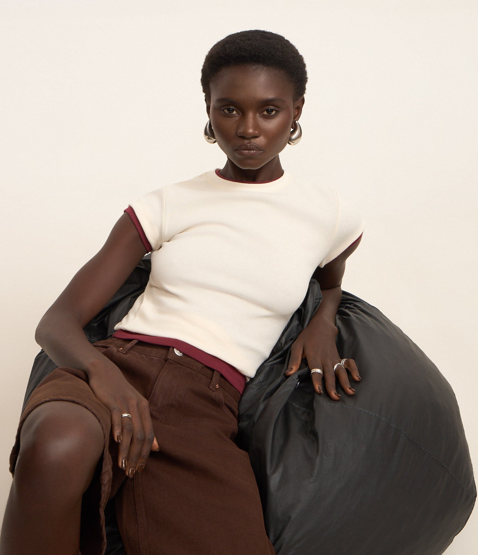 Blusa Básica Justinha e Alongada em Ribana Bege 3