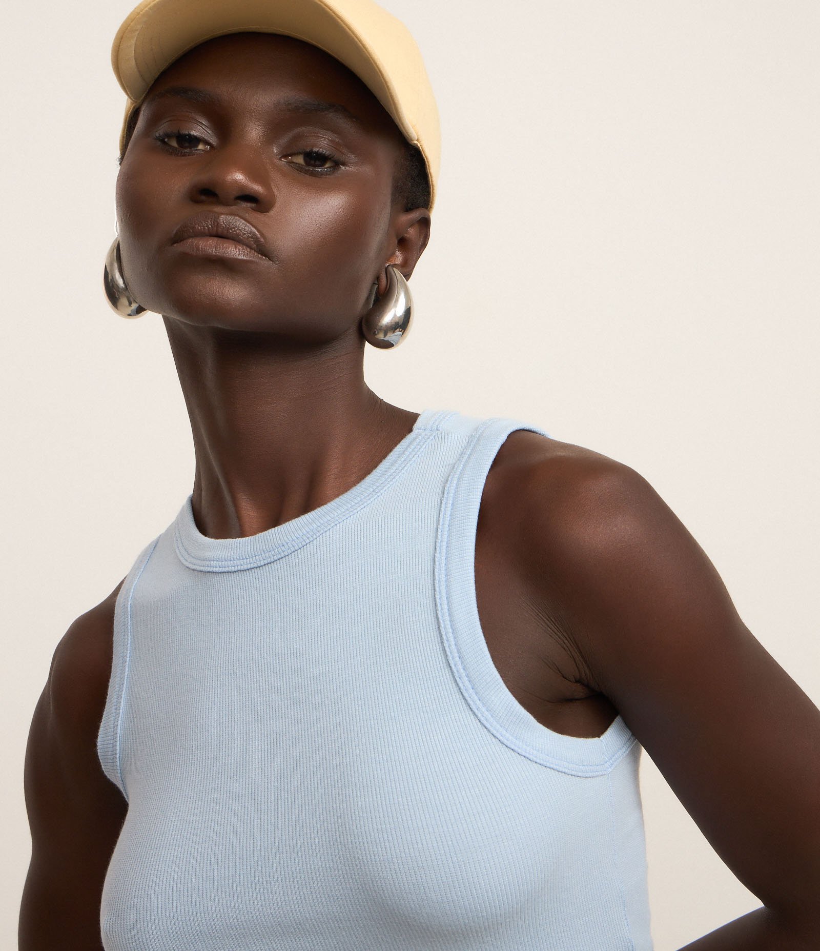 Regata Cropped Básica em Ribana Canelada Azul Claro 3