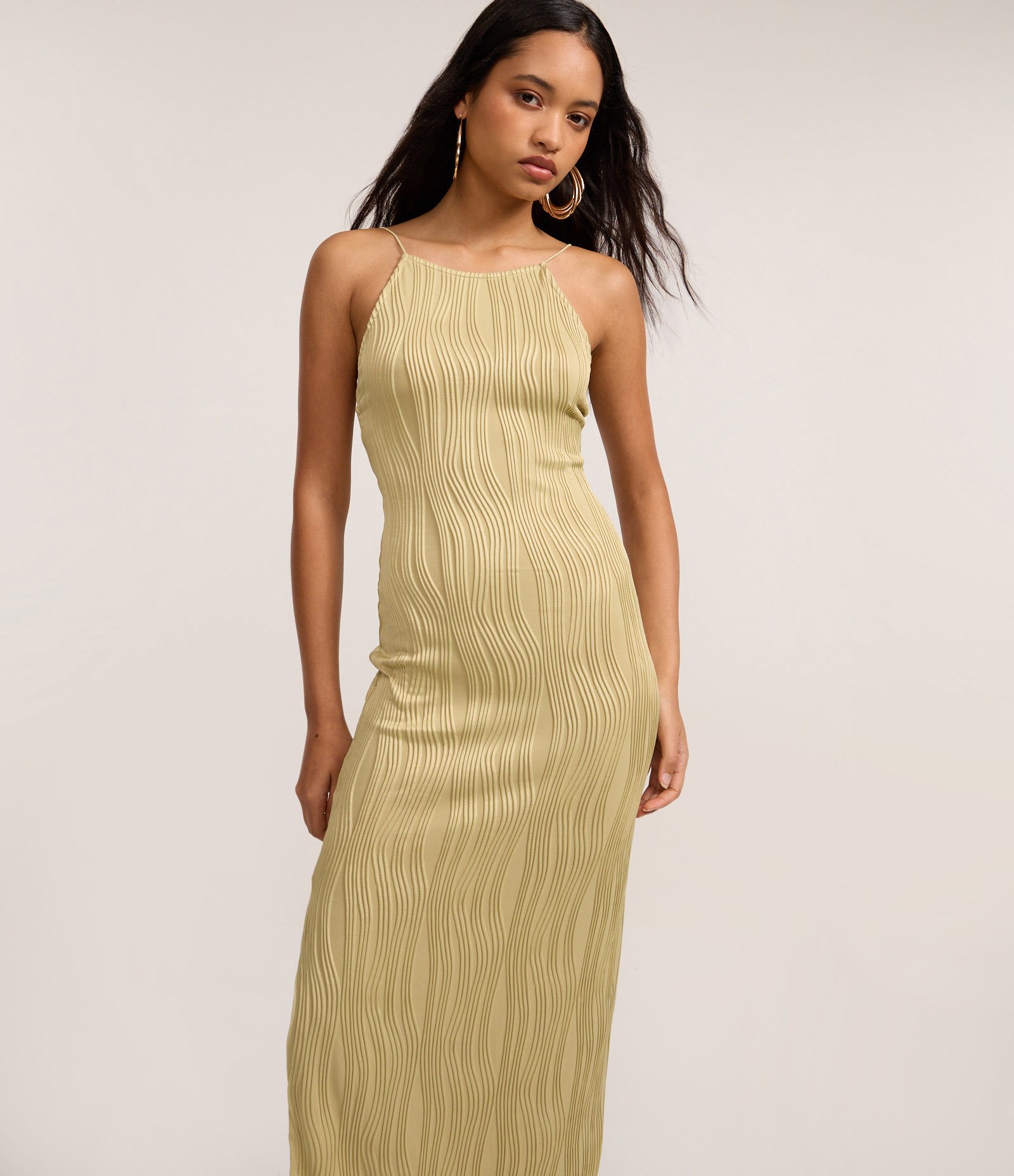 Vestido New Midi Frente Única em Jersey Texturizado com Alças Finas Verde 2