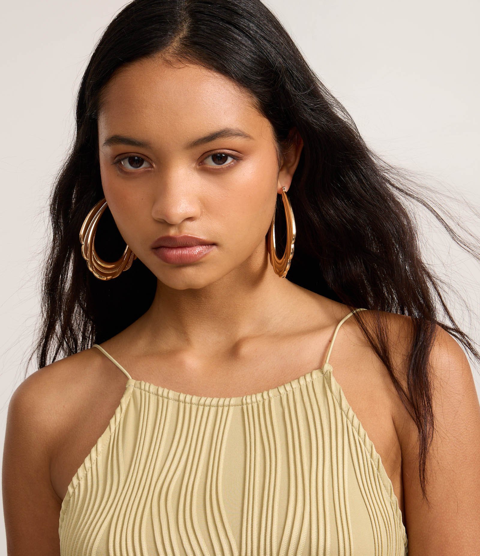 Vestido New Midi Frente Única em Jersey Texturizado com Alças Finas Verde 3