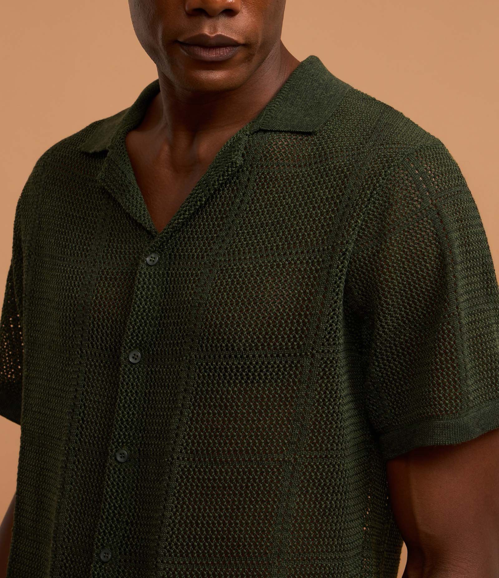 Camisa Regular com Efeito Crochê e Textura Quadriculada Verde 4