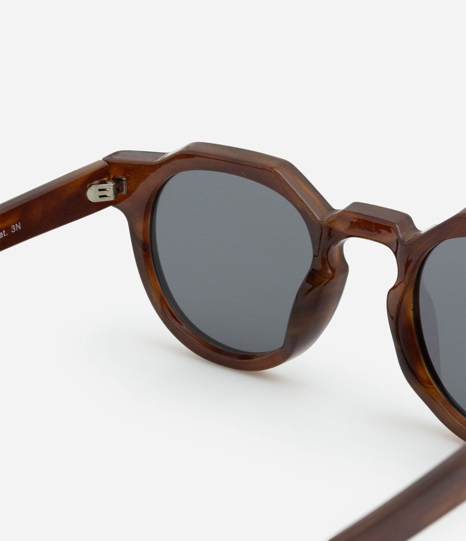 Óculos Arredondado com Estampa Marmorizada Marrom 3