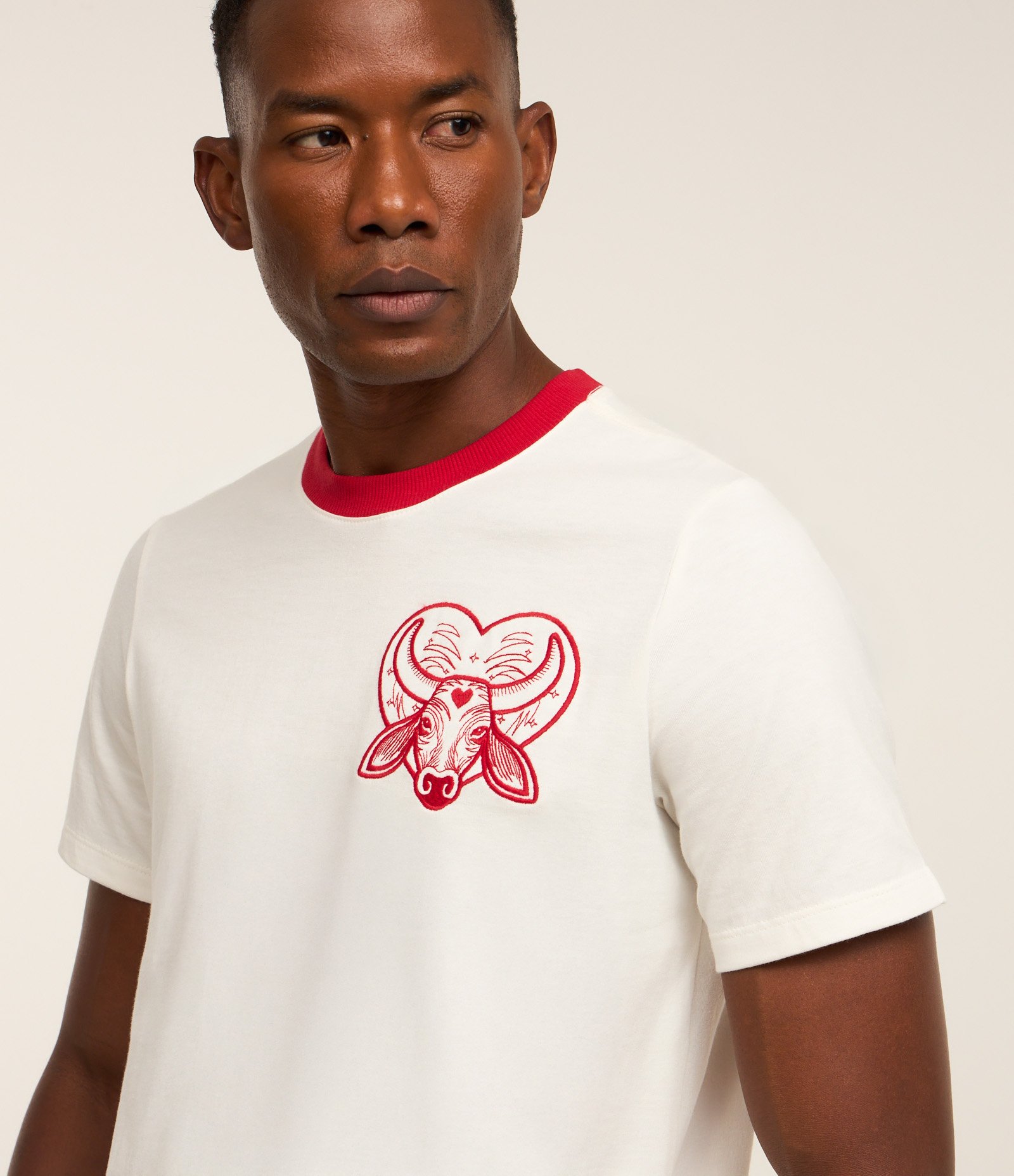 Camiseta em Algodão com Estampa Boi Garantido e Gola Contrastante Vermelho/Branco 4