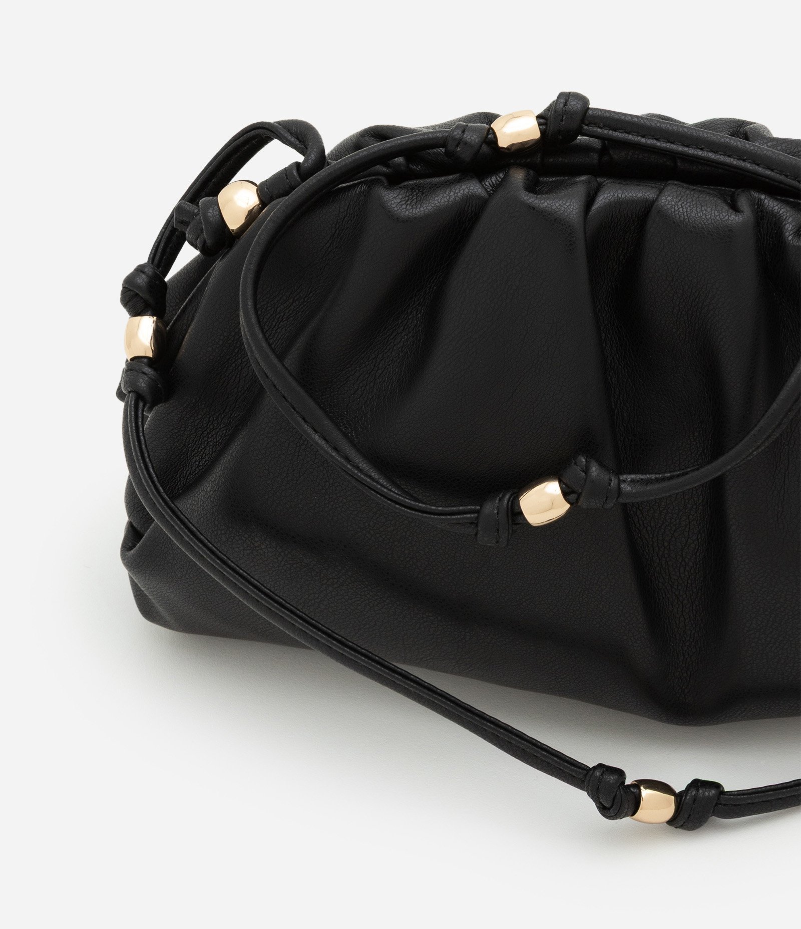 Bolsa Transversal Pequena com Detalhes em Metal e Alça de Cordão Boho Romântico Preto 4