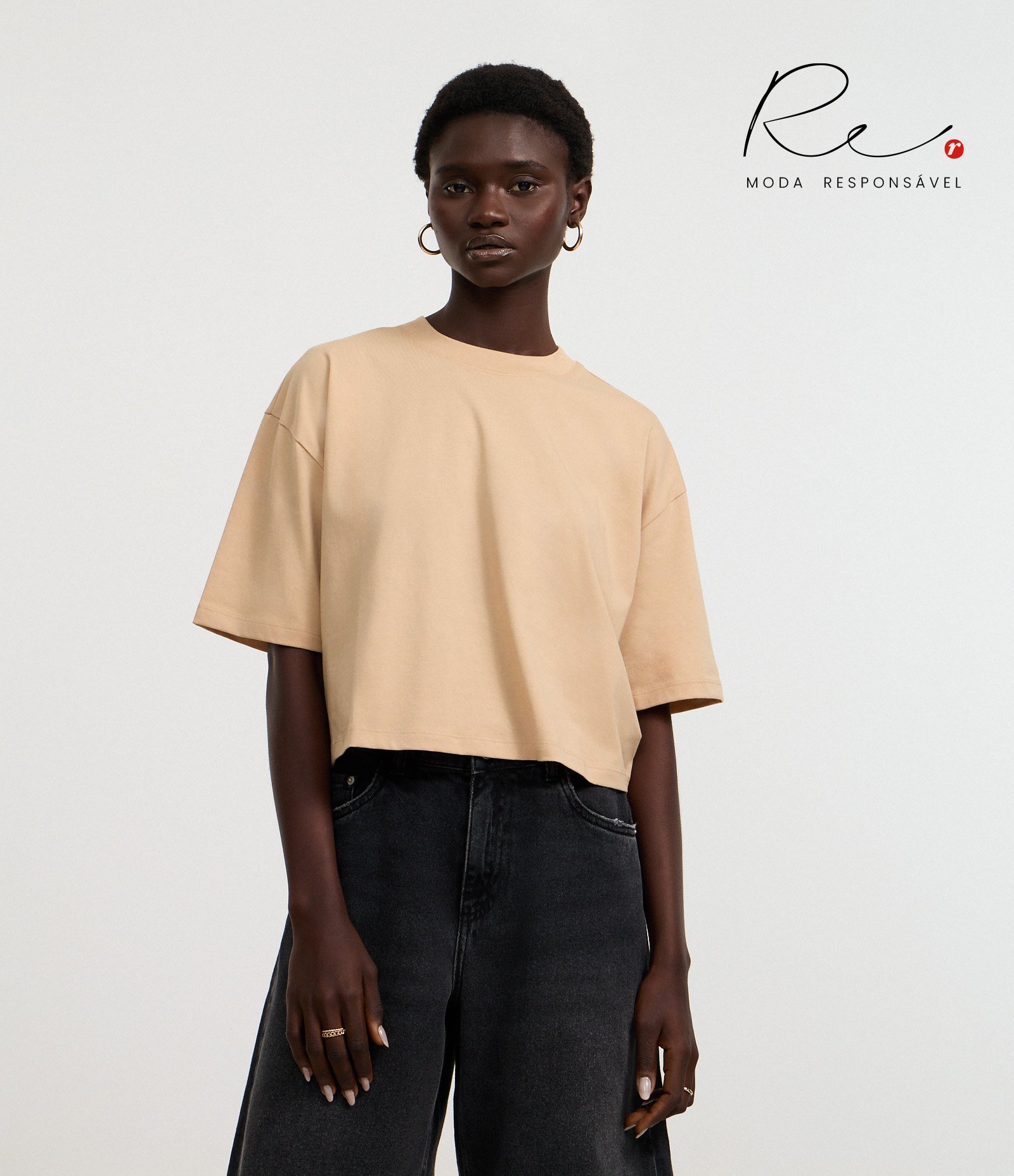 Camiseta Cropped Oversized em Algodão Peruano Marrom 1