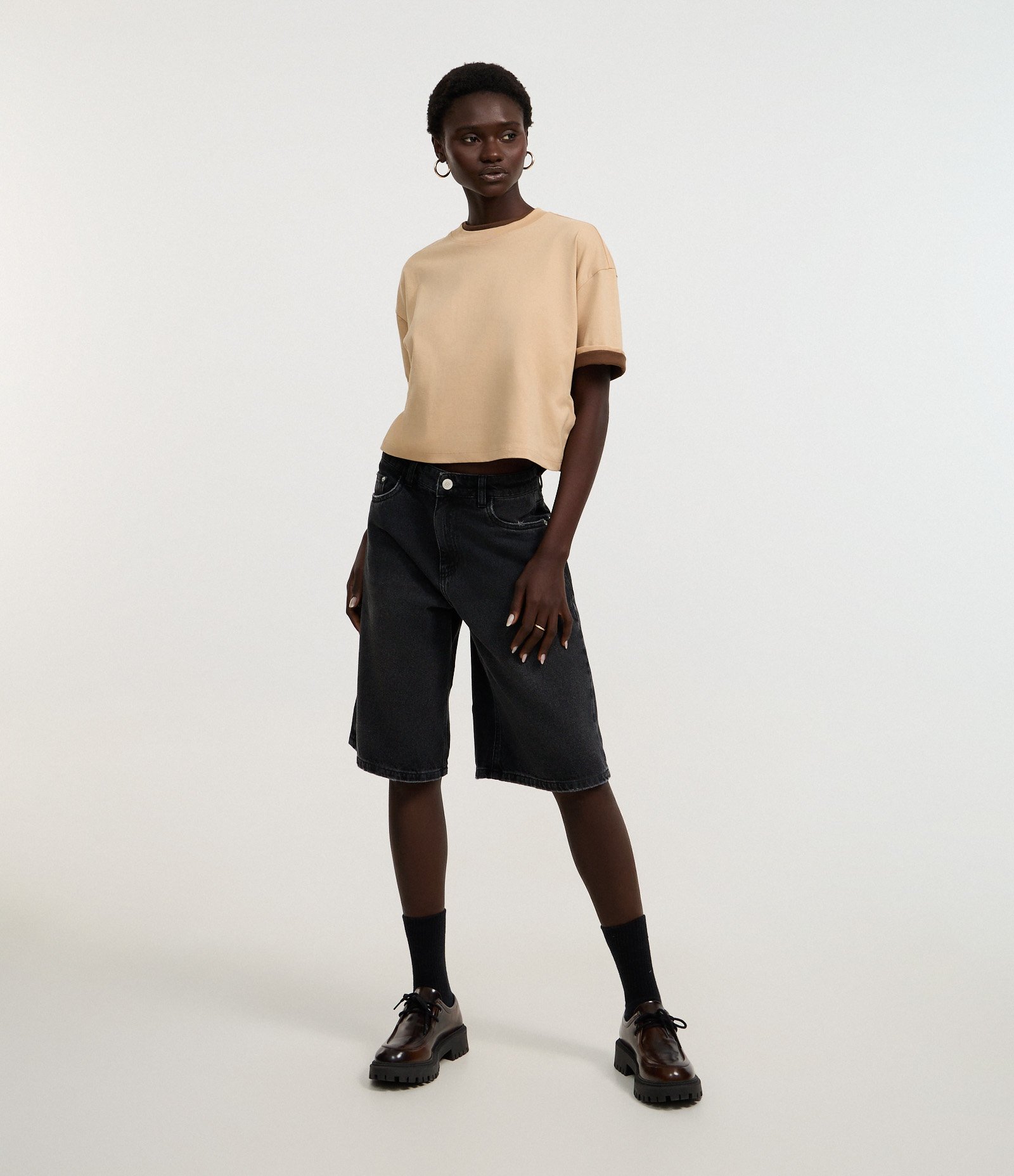 Camiseta Cropped Oversized em Algodão Peruano Marrom 2