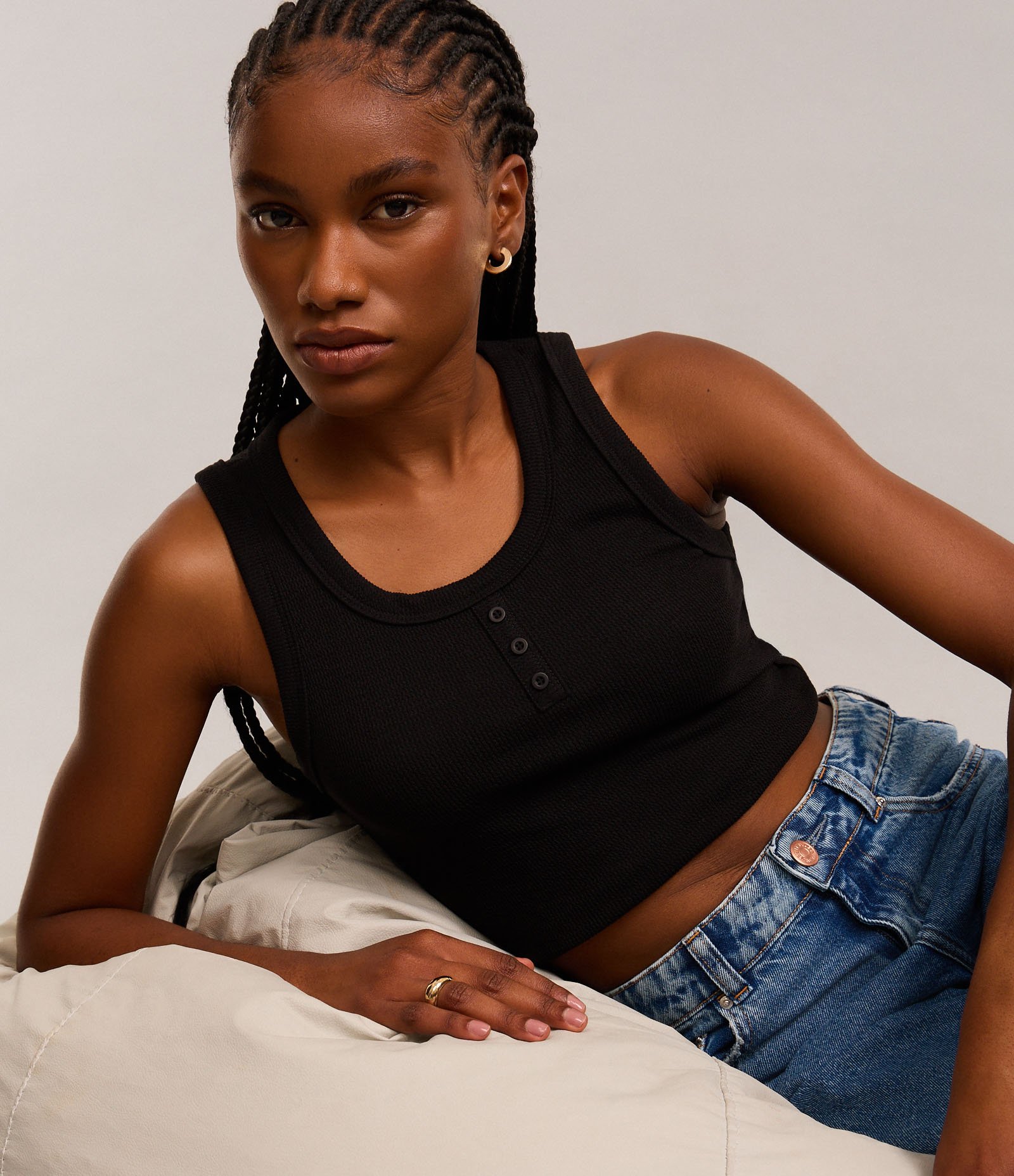 Blusa em Ribana com Botões Frontais Preto 1