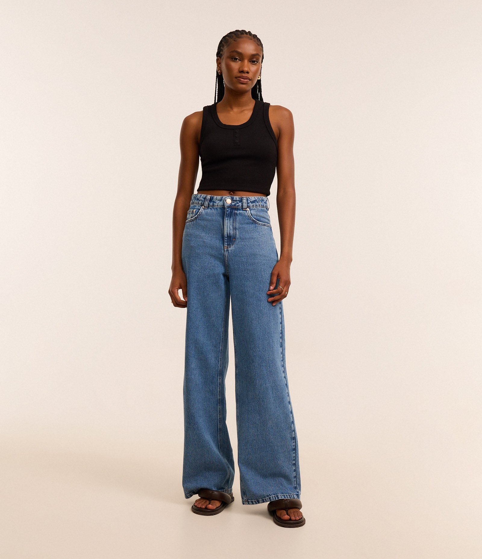 Blusa em Ribana com Botões Frontais Preto 2