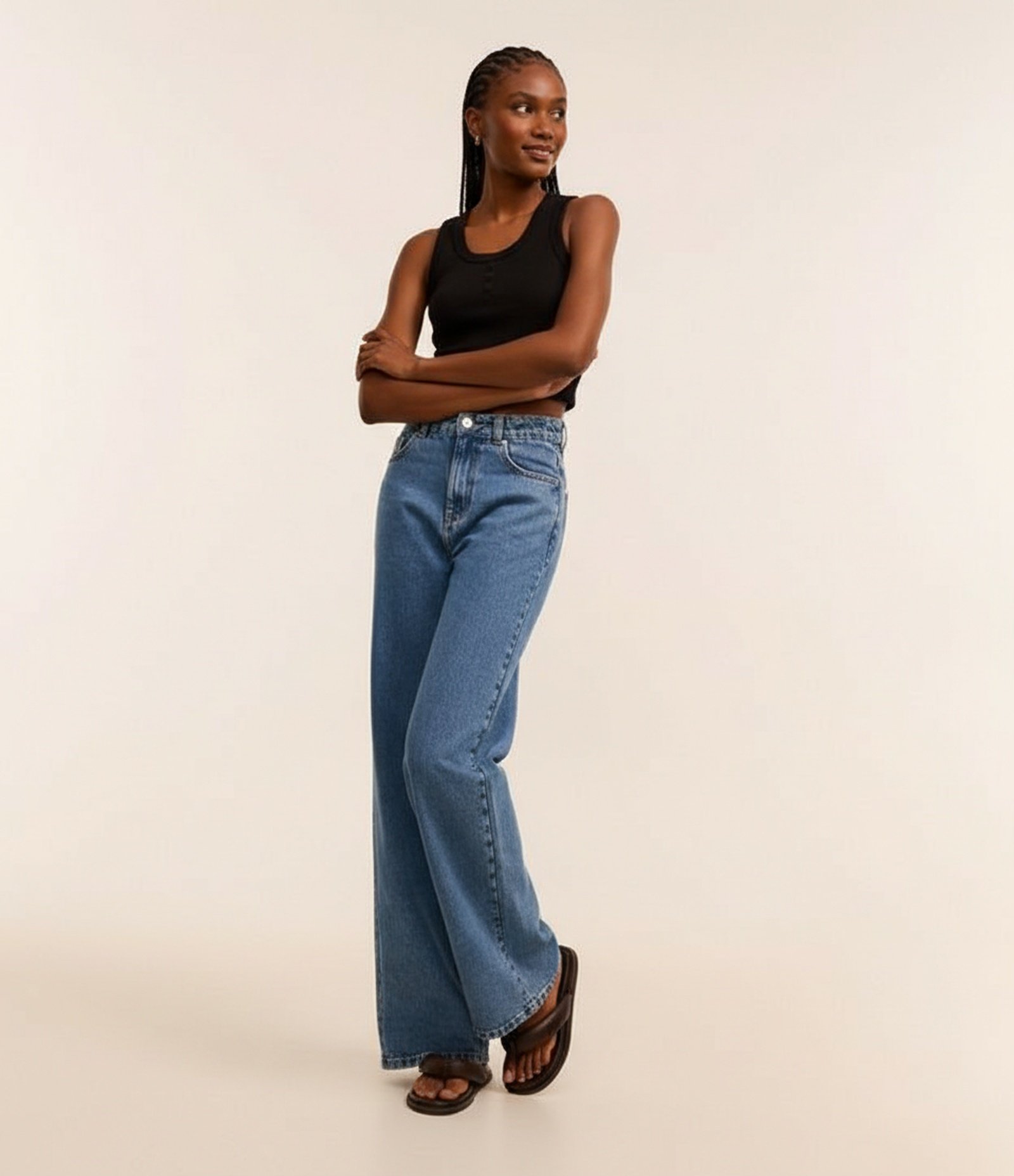 Blusa em Ribana com Botões Frontais Preto 5