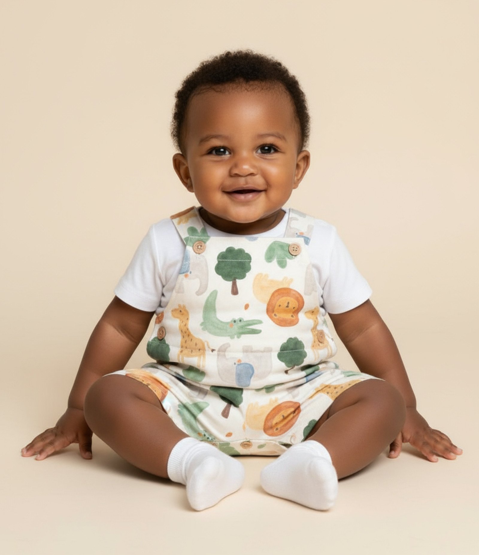 Jardineira Infantil com Estampa Bichinhos - Tam 0 a 18 meses Bege 1