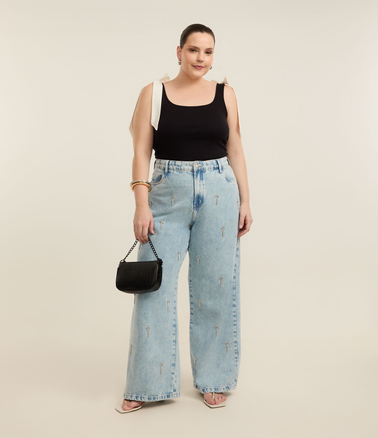 Blusa Regata em Ribana com Lacinhos Curve & Plus Size Preto 2