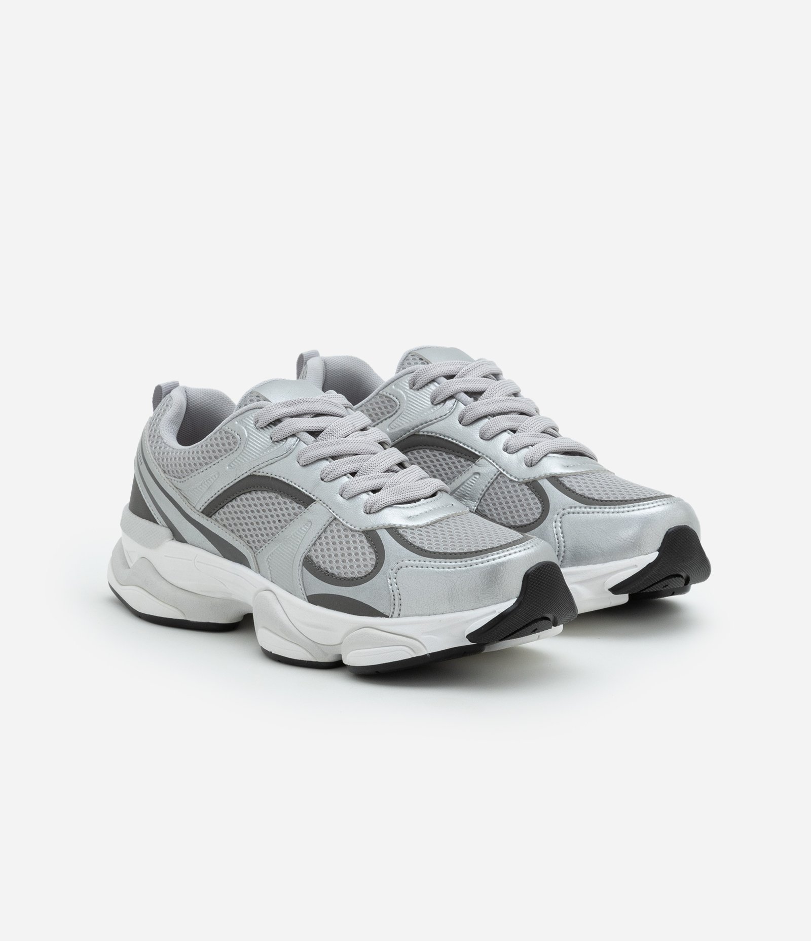 Tênis Running com Recortes e Texturizado Cinza 2